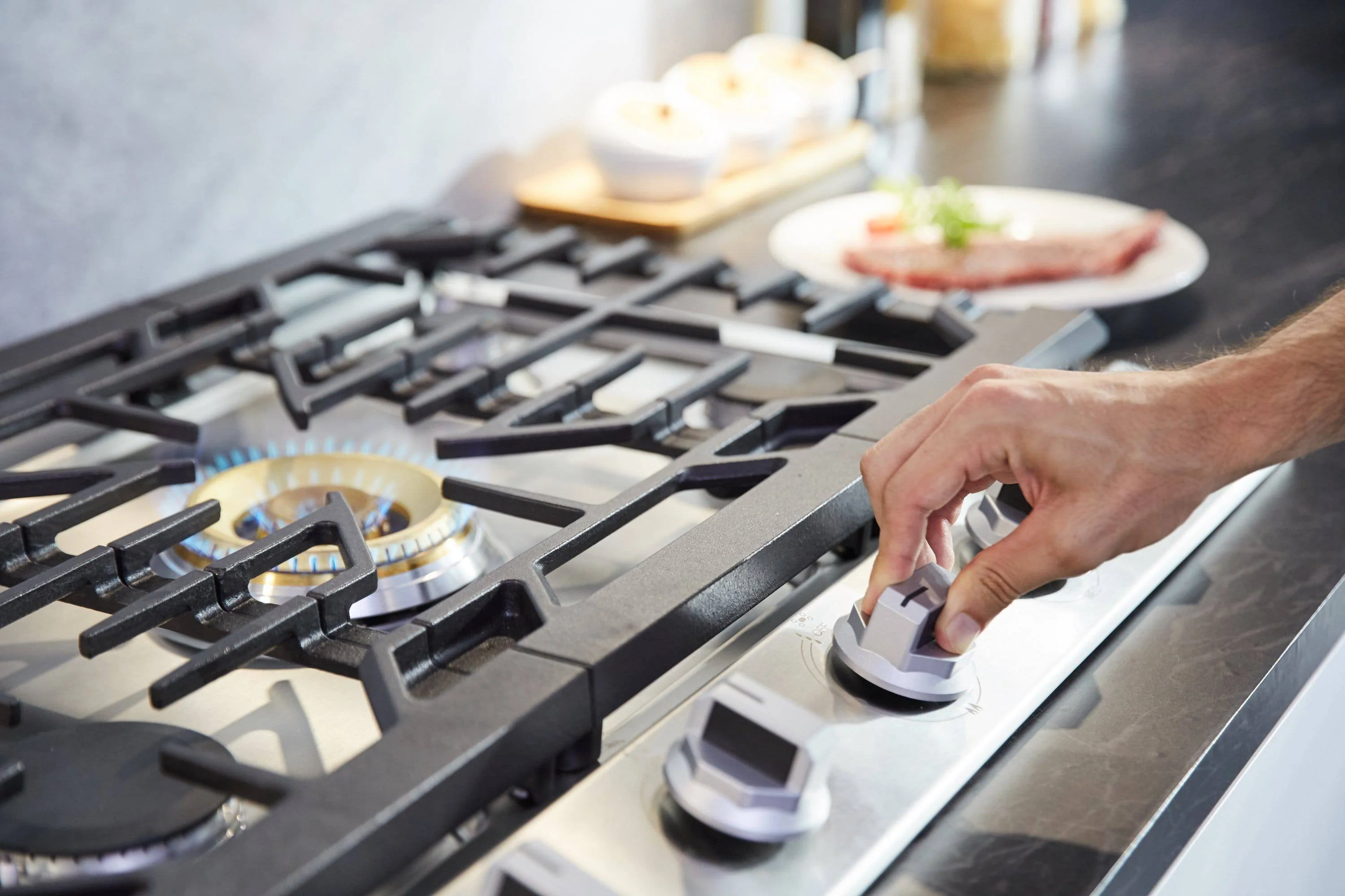 Fotile Tri-Ring Gas Cooktop in Stainless Steel (GLS30501 / GLS36502) - Image 17