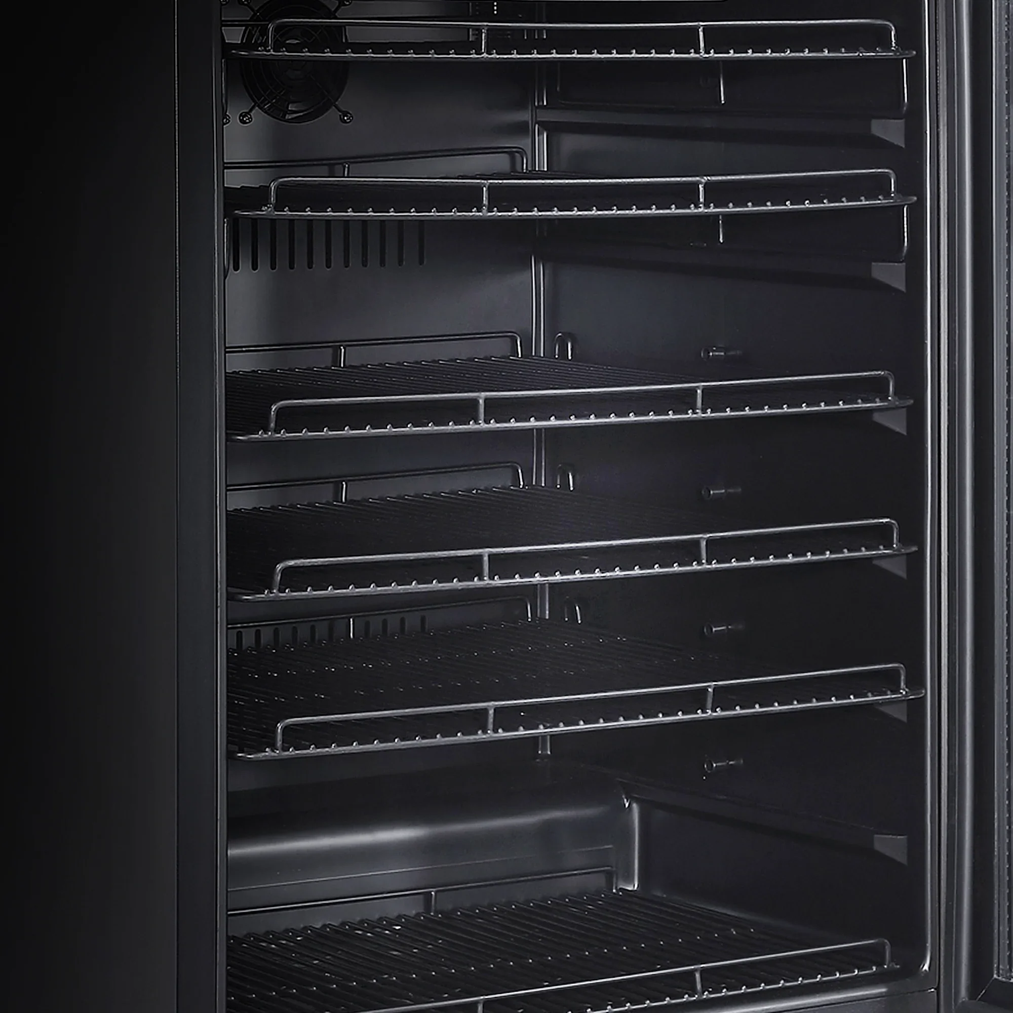 Empava 24-Inch Freestanding and Built-In Beverage Fridge (EMPV-BR02S) - Image 7