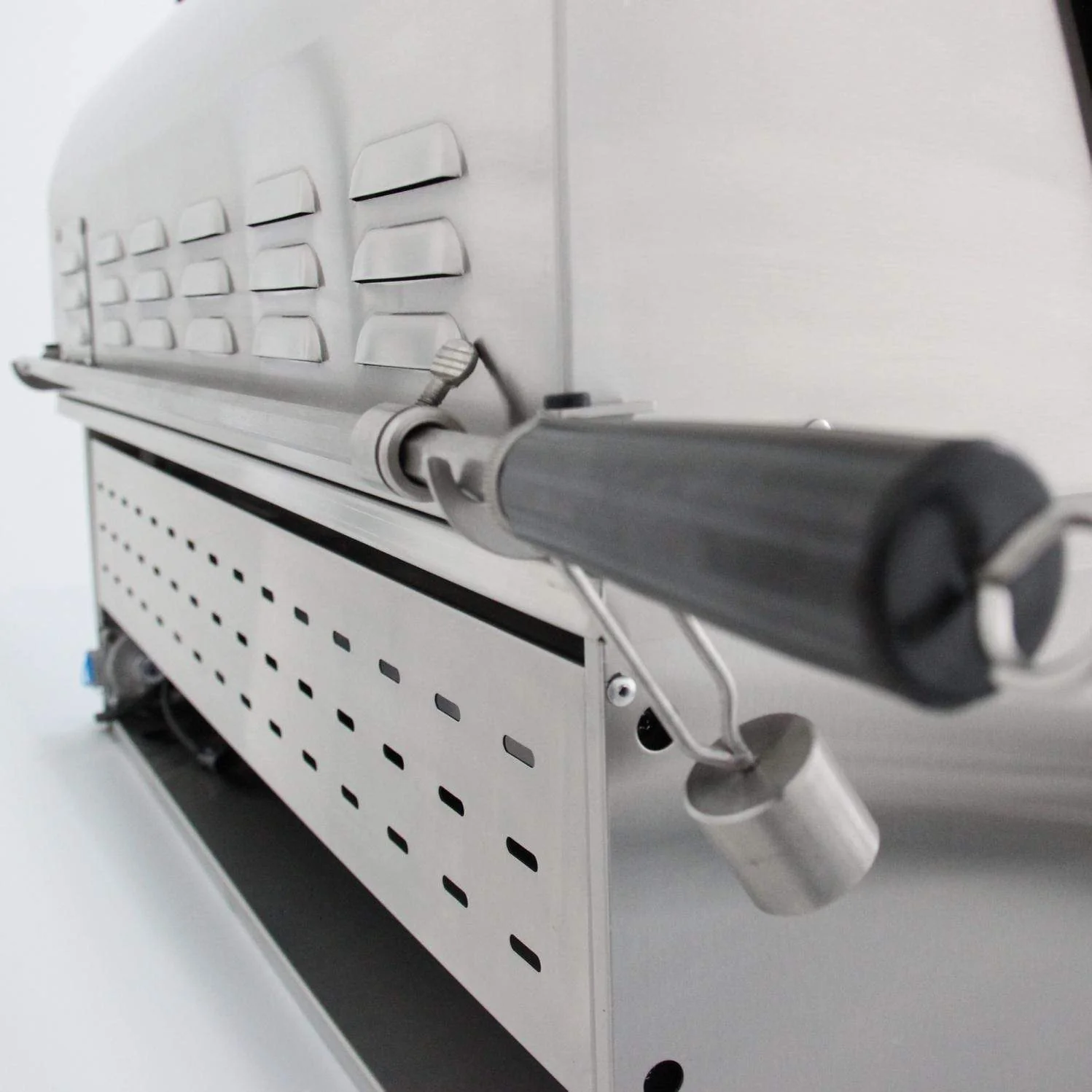 Blaze Grill Package - Professional LUX 34-Inch 3-Burner Built-In Liquid Propane Grill and Side Burner in Stainless Steel - Image 16