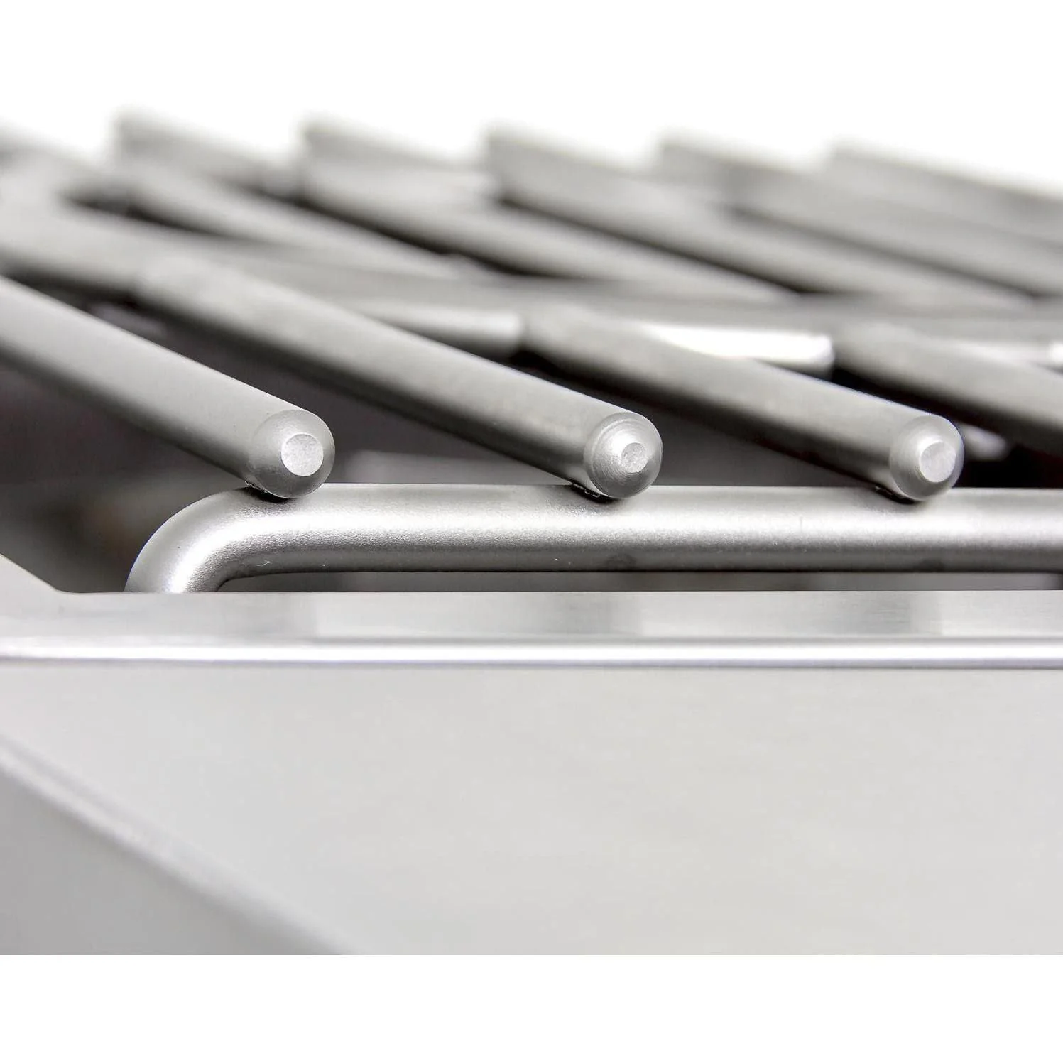 Blaze Grill Package - Professional LUX 34-Inch 3-Burner Built-In Liquid Propane Grill and Side Burner in Stainless Steel - Image 27