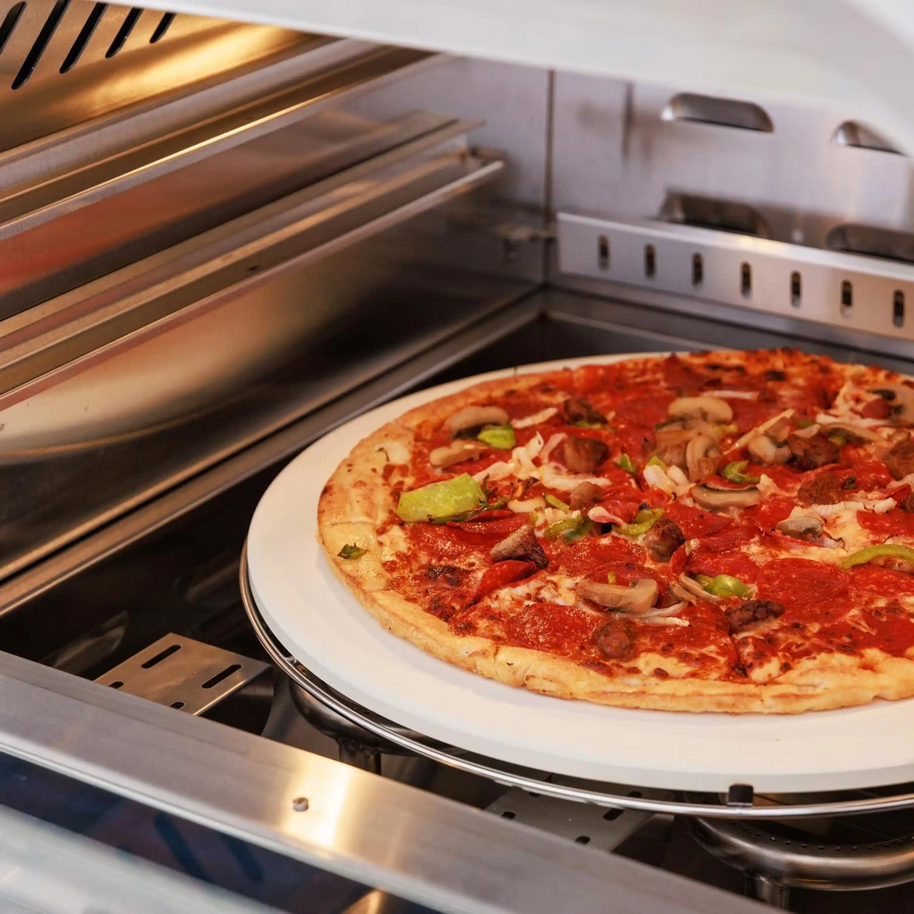 Blaze 26-Inch Built-In Propane Gas Outdoor Pizza Oven with Rotisserie in Stainless Steel (BLZ-26-PZOVN-LP) - Image 9