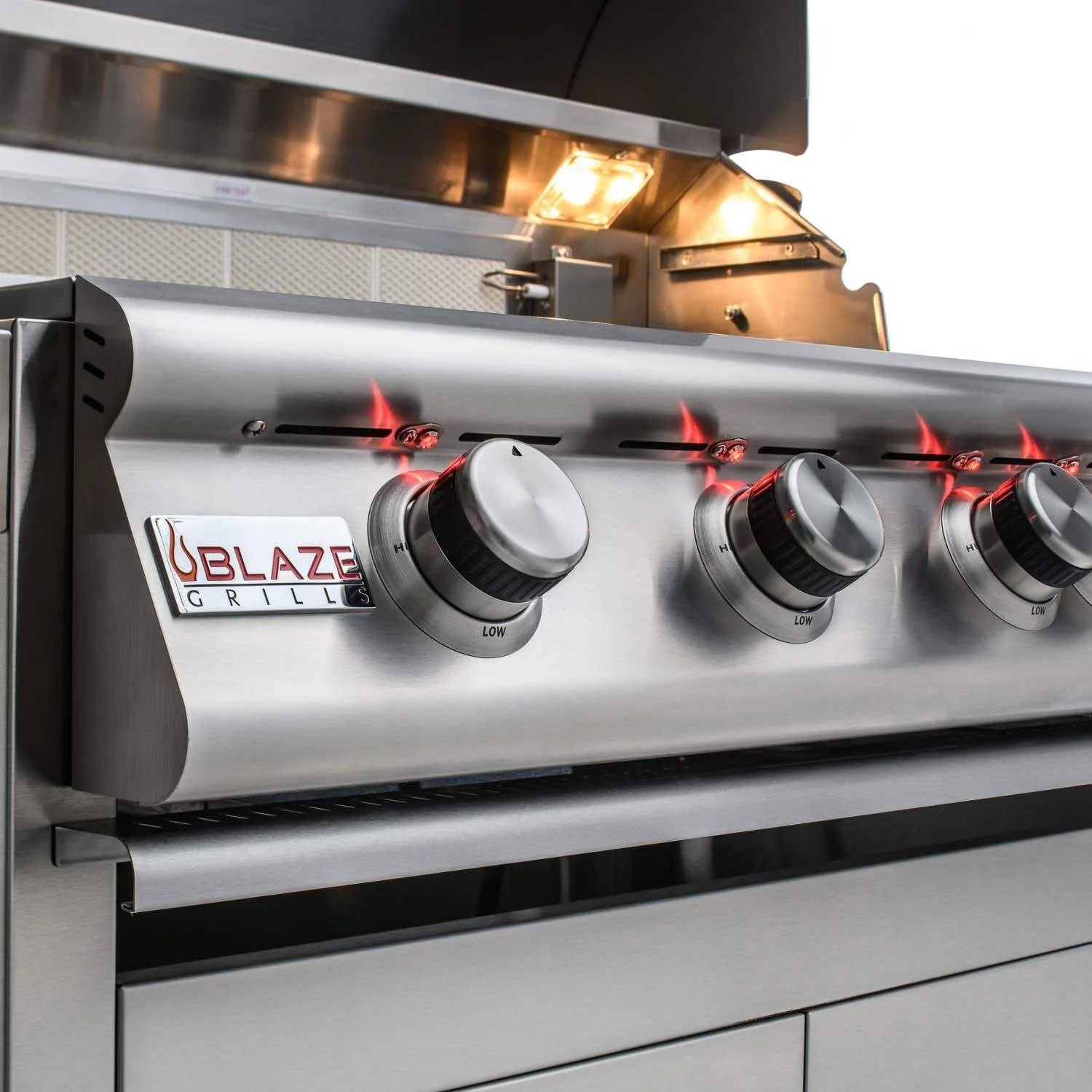 Blaze Grill Package - Premium LTE Marine Grade 32-Inch 4-Burner Built-In Liquid Propane Grill, Double Side Burner and Beverage Center - Image 14