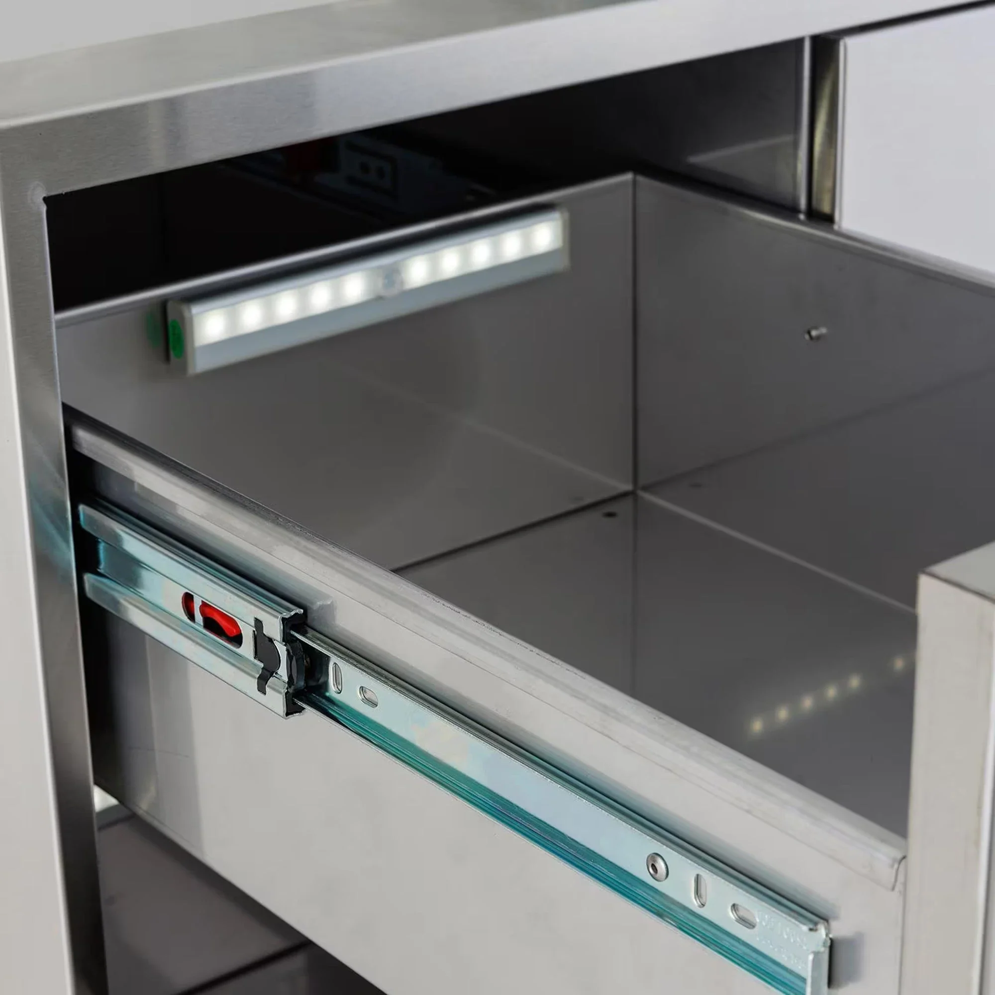 Blaze 39-Inch Stainless Steel Access Door & Triple Drawer Combo (BLZ-DDC-R-39-LTSC) - Image 2