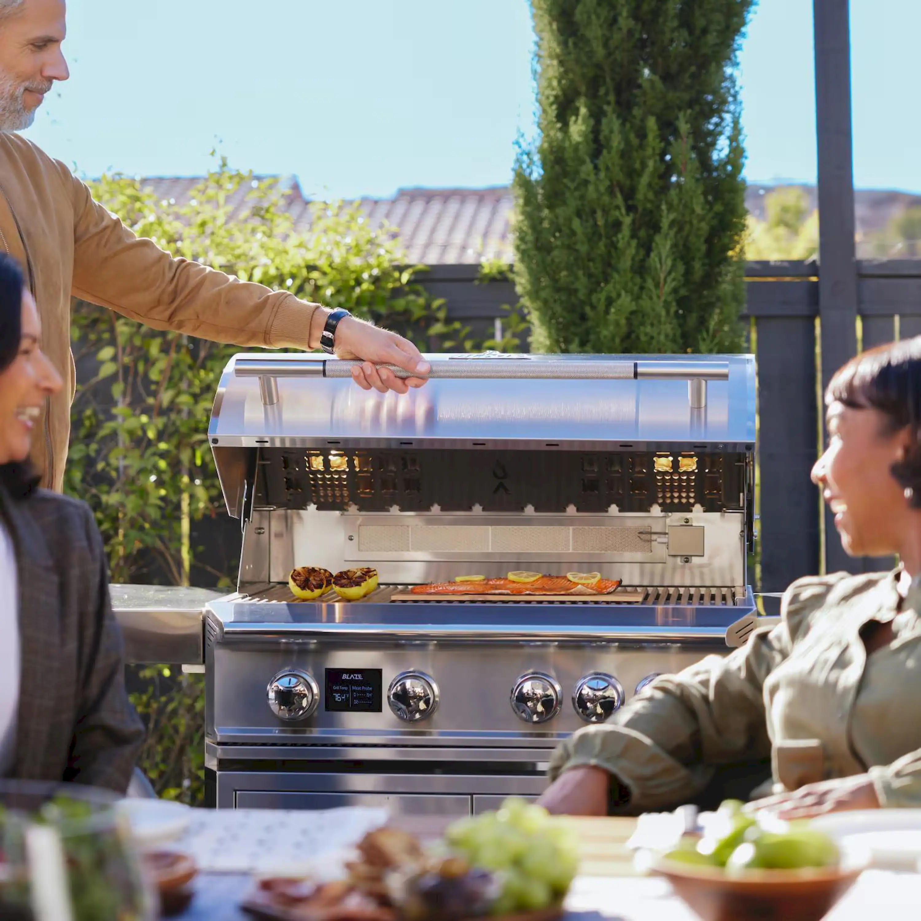 Blaze LTE PRO 32-Inch 4-Burner Natural Gas Freestanding Grill with Digital Temperature Screen and Rear Infrared Burner (AP2-4LTEPRO-NG) - Image 5