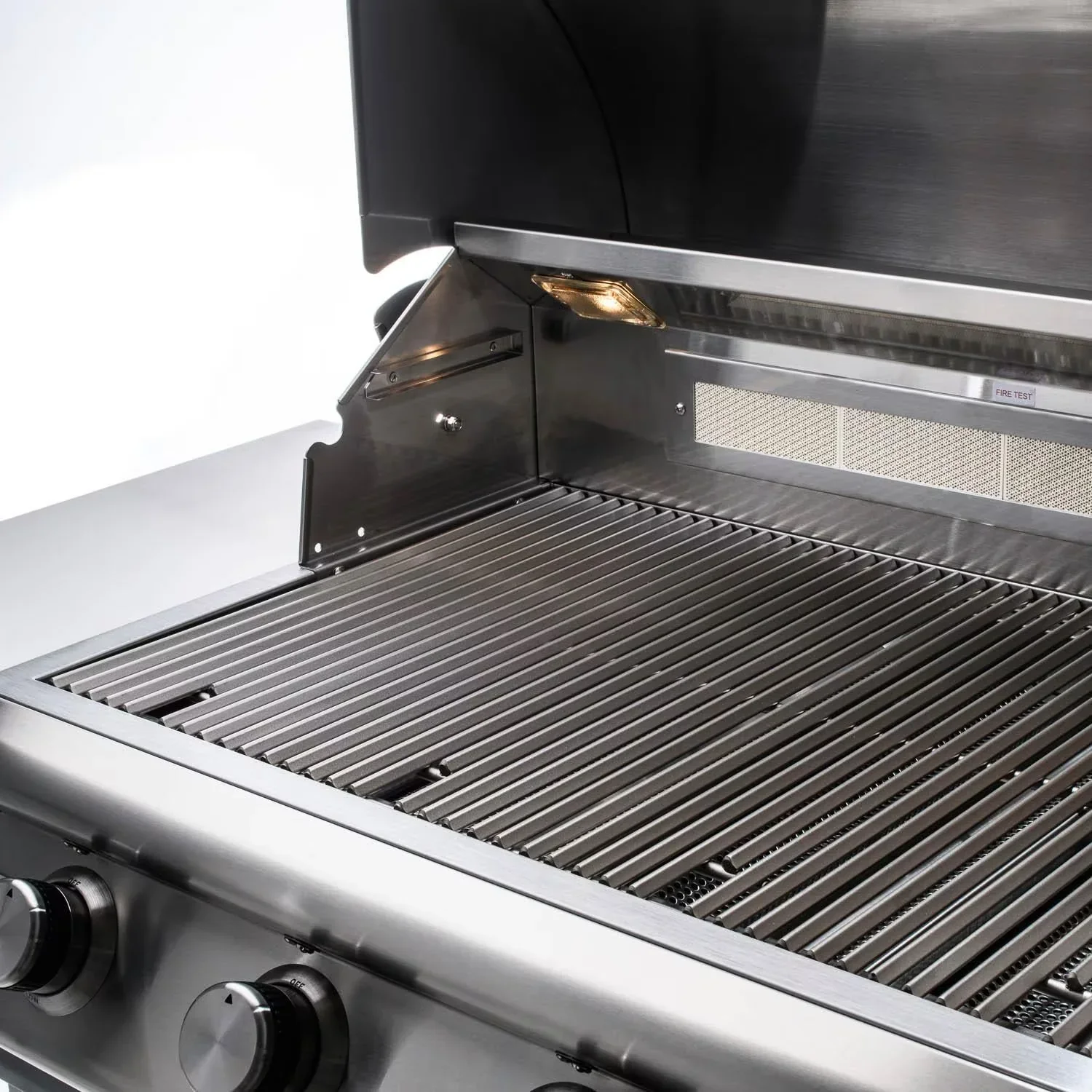 Blaze LTE+ 32-Inch 4-Burner Propane Gas Freestanding Grill With Rear Infrared Burner and Lift-Assist Hood (AP2-BLZ-4LTE3MG-LP) - Image 8