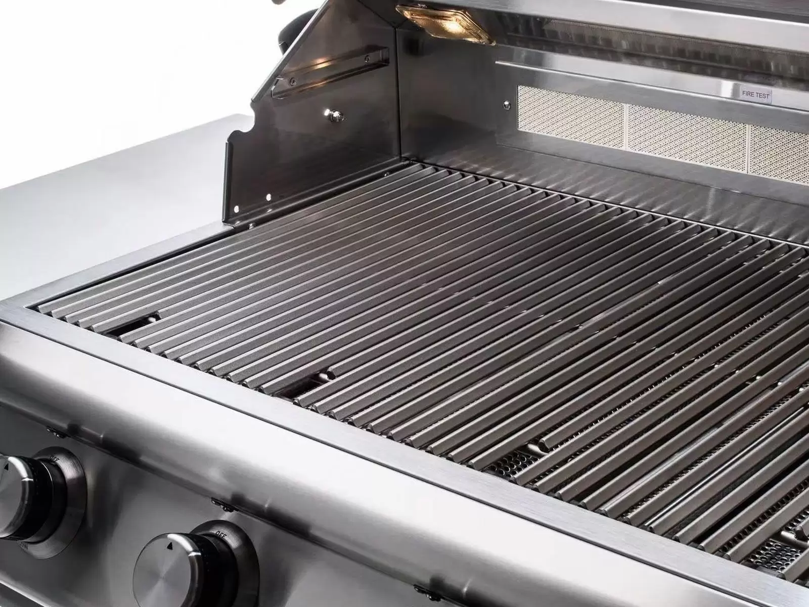 Blaze LTE+ Marine Grade 32-Inch 4-Burner Built-In Propane Gas Grill With Rear Infrared Burner and Lift-Assist Hood (BLZ-4LTE3MG-LP) - Image 4