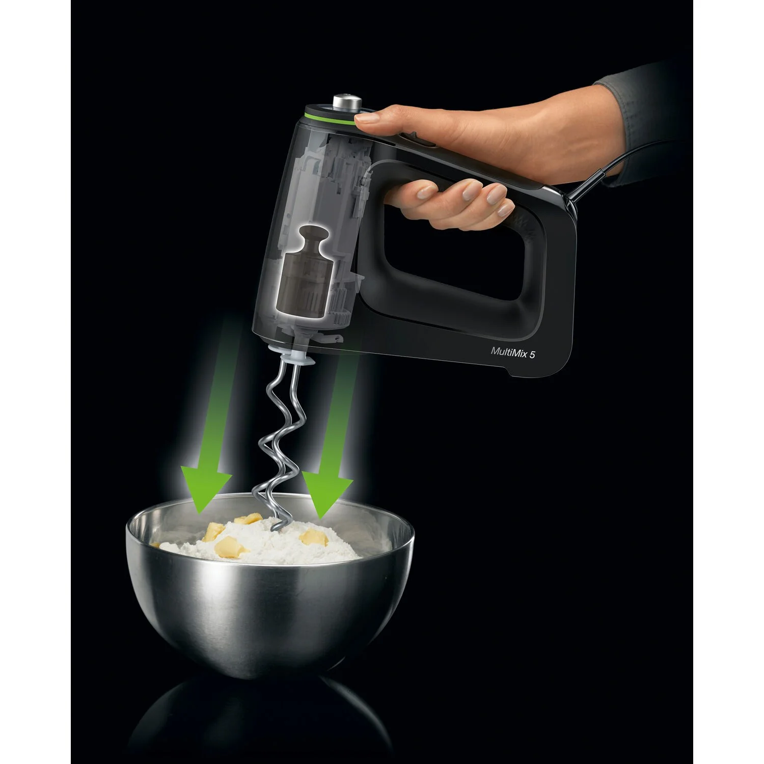 Braun Hand Mixer with Beaters, Dough Hooks and Accessory Bag in Black (HM5100) - Image 3