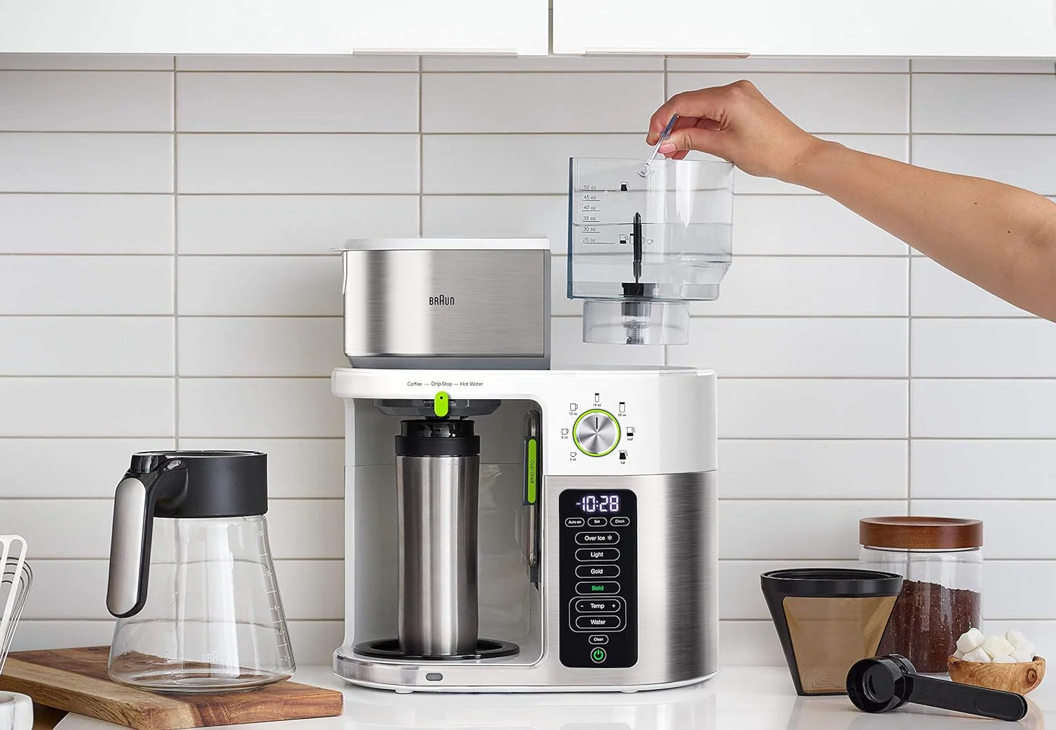 Braun Multiserve Brewing System in Stainless Steel and White with Glass Carafe (KF9150WH) - Image 4