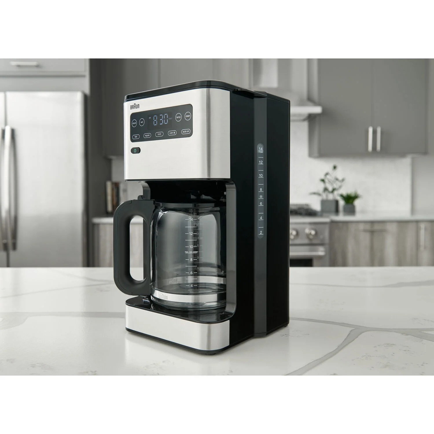 Braun PureFlavor 14-Cup Iced Coffee Maker, 3 Strength Selections in Black (KF5650BK) - Image 3