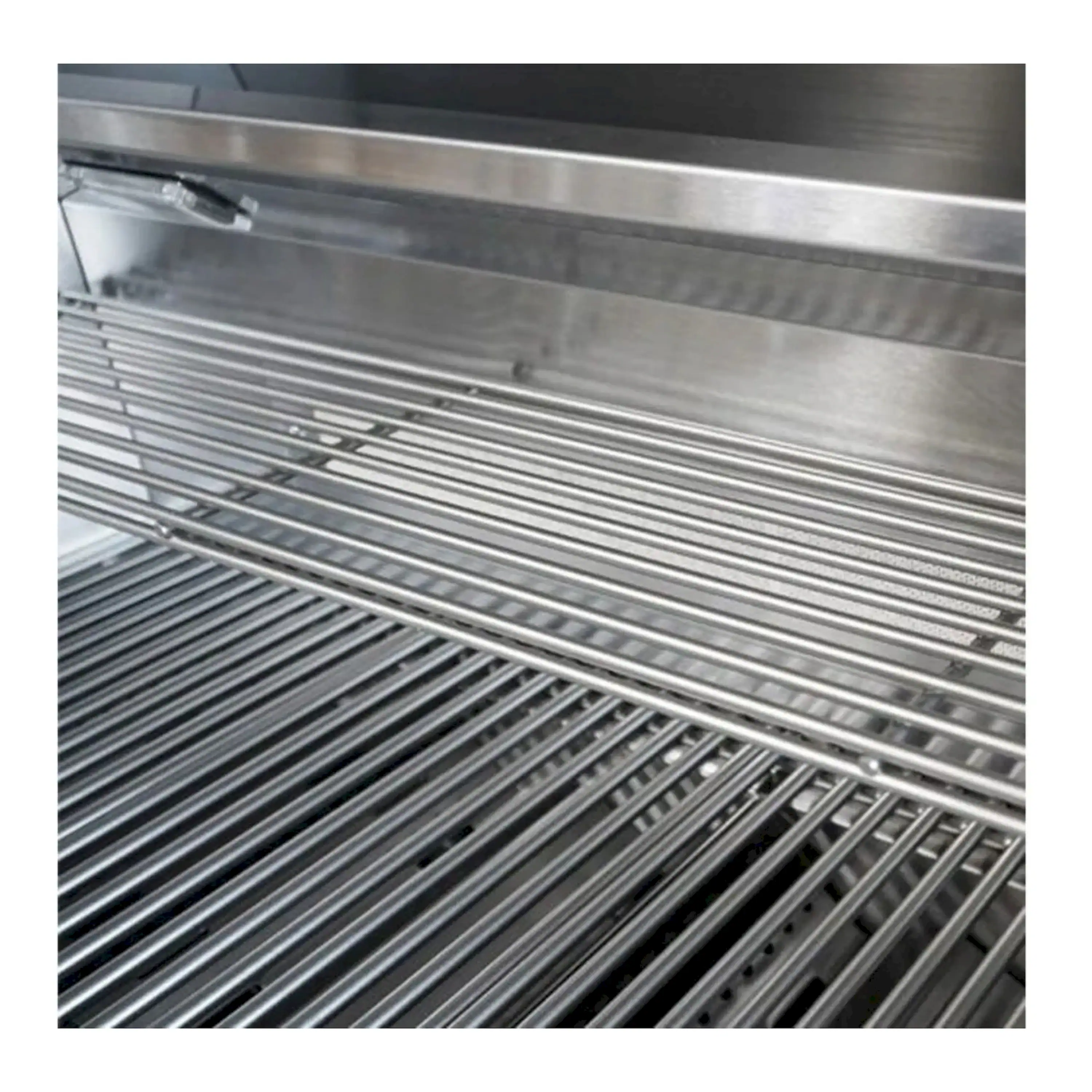 Broilmaster B-Series Basic Edition 25-Inch 3-Burner Premium Propane Gas Grill and Grill Cart in Stainless Steel - Image 5
