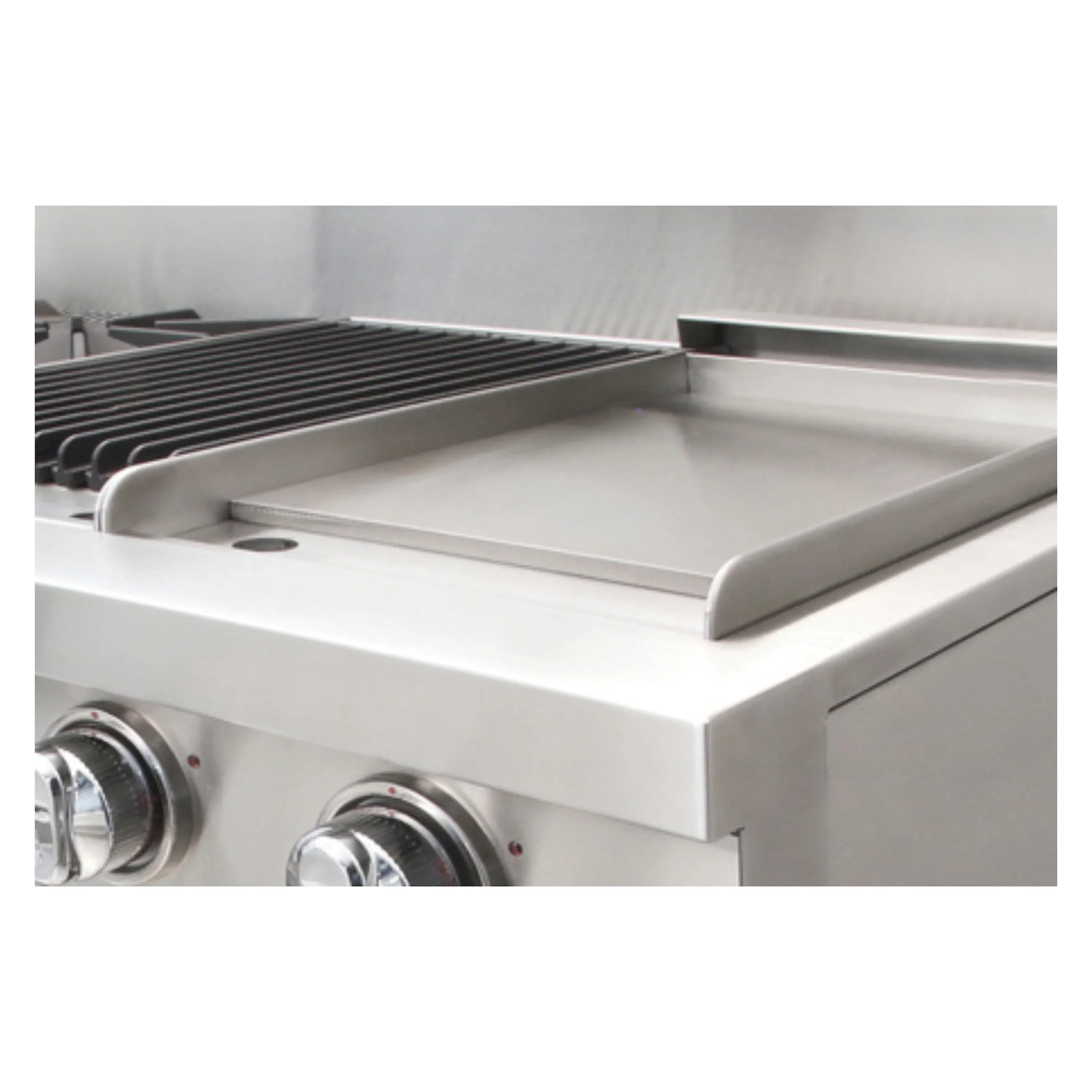 Capital 48-Inch Classic Chef Gas Range in Stainless Steel with 6 Sealed Burners & Griddle (MCR484G2) - Image 3