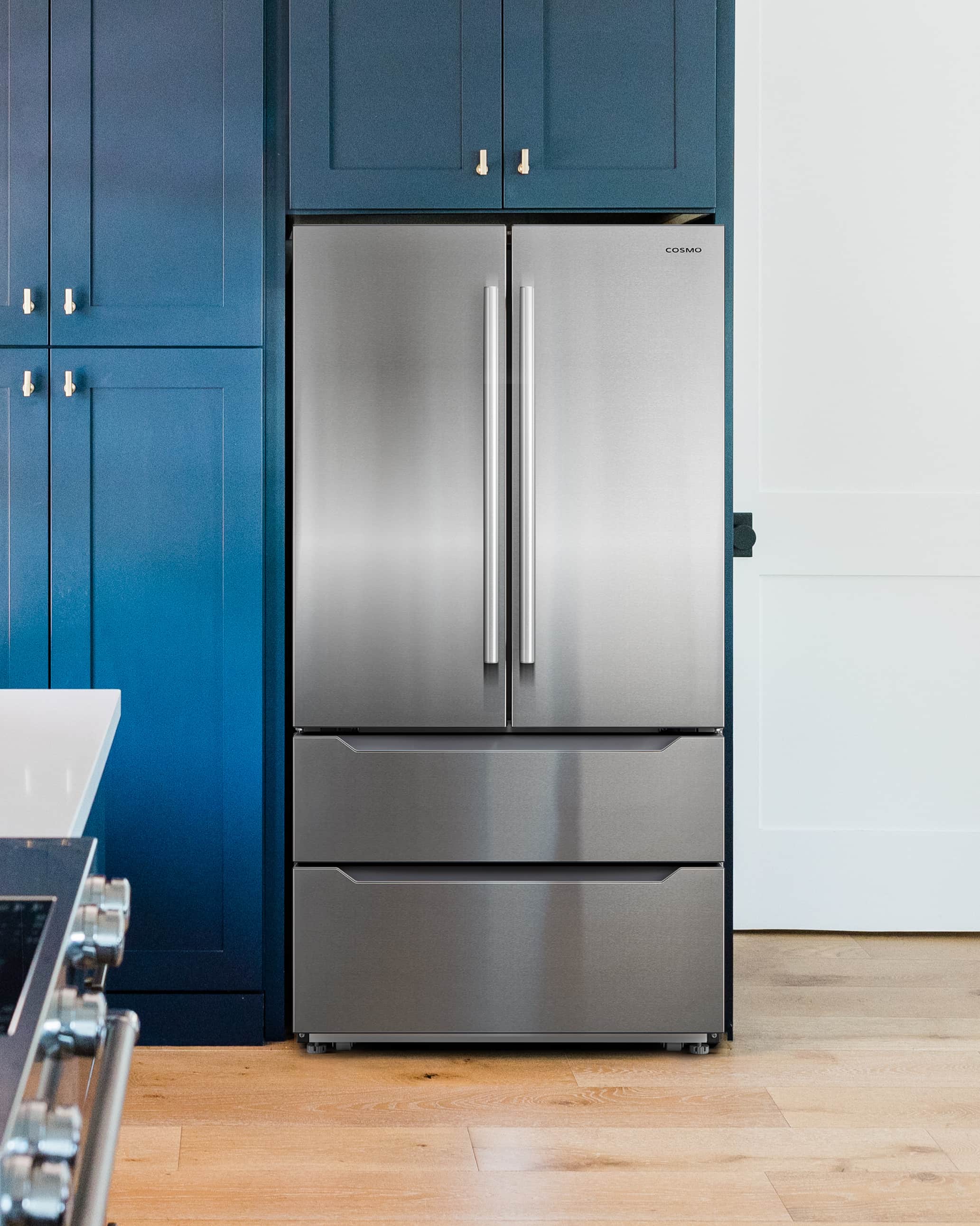 Cosmo 36-Inch 22.5 Cu. Ft. French Door Refrigerator with Pull Handle in Stainless Steel (COS-FDR225RHSS-G) - Image 3
