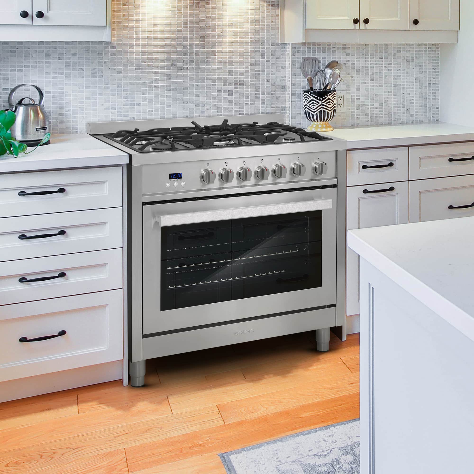 Cosmo 36-Inch 3.8 Cu. Ft. Single Oven Gas Range with 5 Burner Cooktop in Stainless Steel (COS-965AGFC) - Image 3