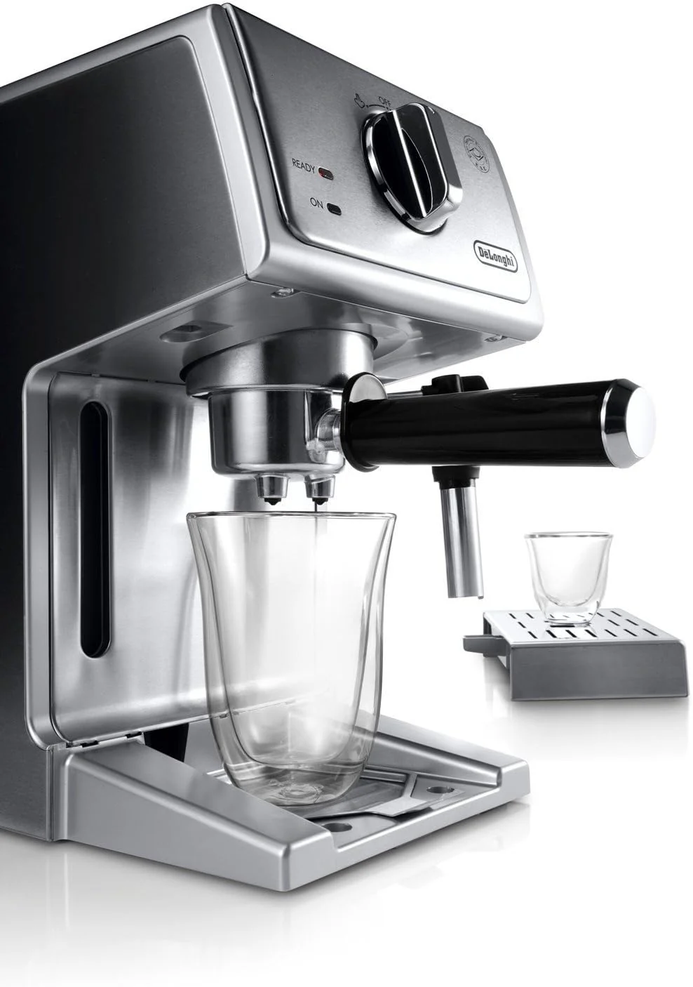 De'Longhi 15-Bar Pump Espresso and Cappucino Machine (ECP3630) - Image 6