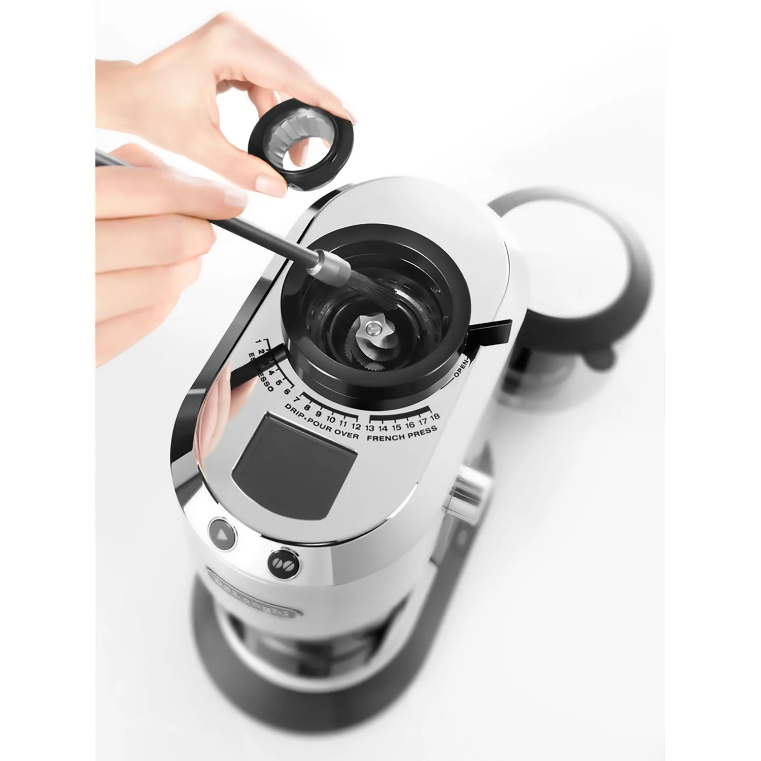 De'Longhi Dedica Coffee Grinder (KG521M) - Image 10