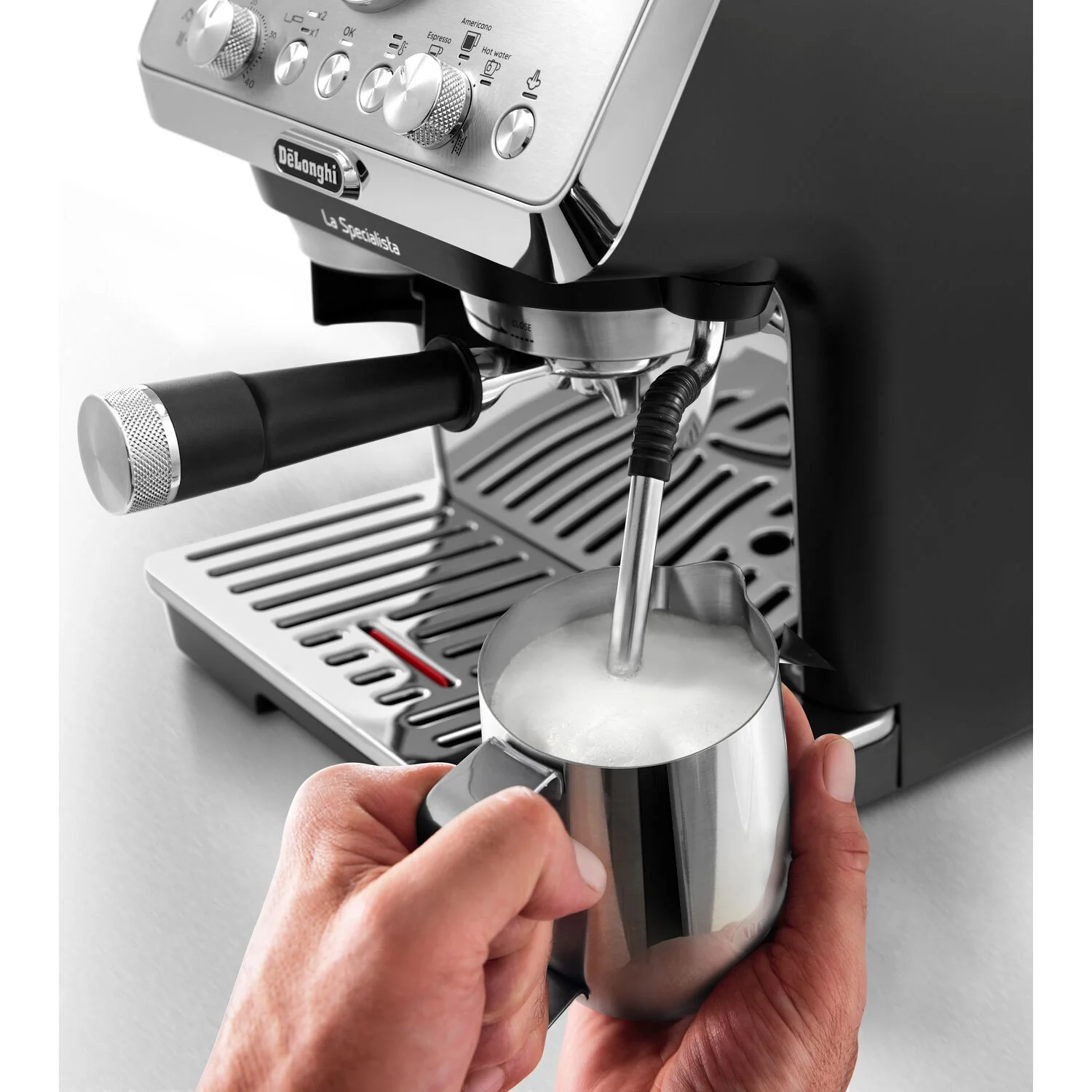De'Longhi La Specialista Arte 19 Bar Pump Espresso Machine in Silver and Black (EC9155MB) - Image 16