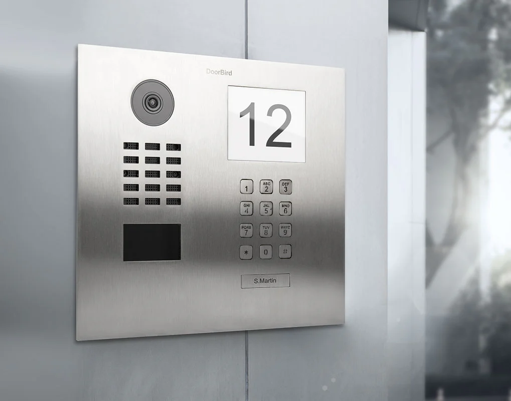 DoorBird D2101IKH IP Video Door Station in Real Burnished Brass - Image 3