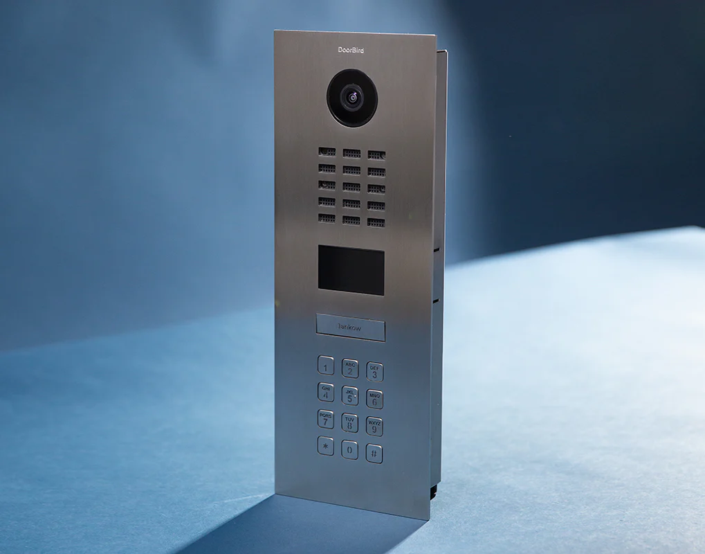 DoorBird D2101KV IP Video Intercom, 1 Call Button in Brass - Image 7