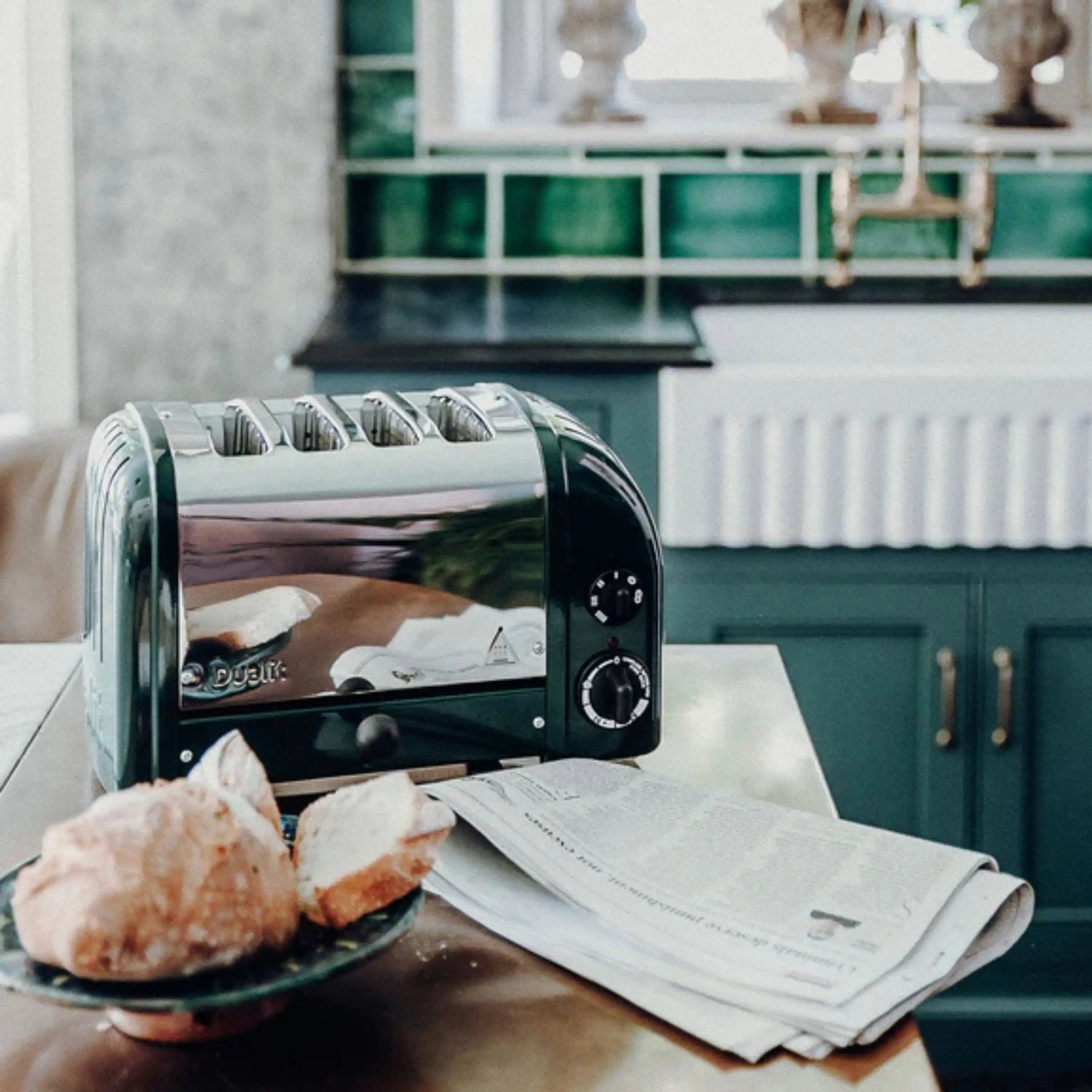 Dualit 4 Slice NewGen Toaster in Evergreen (47550) - Image 3