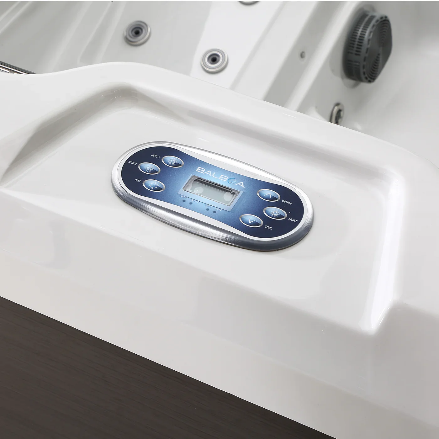 Empava Luxury Freestanding 6-Person Square Outdoor Hot Tub (EMPV-SPA3550) - Image 10