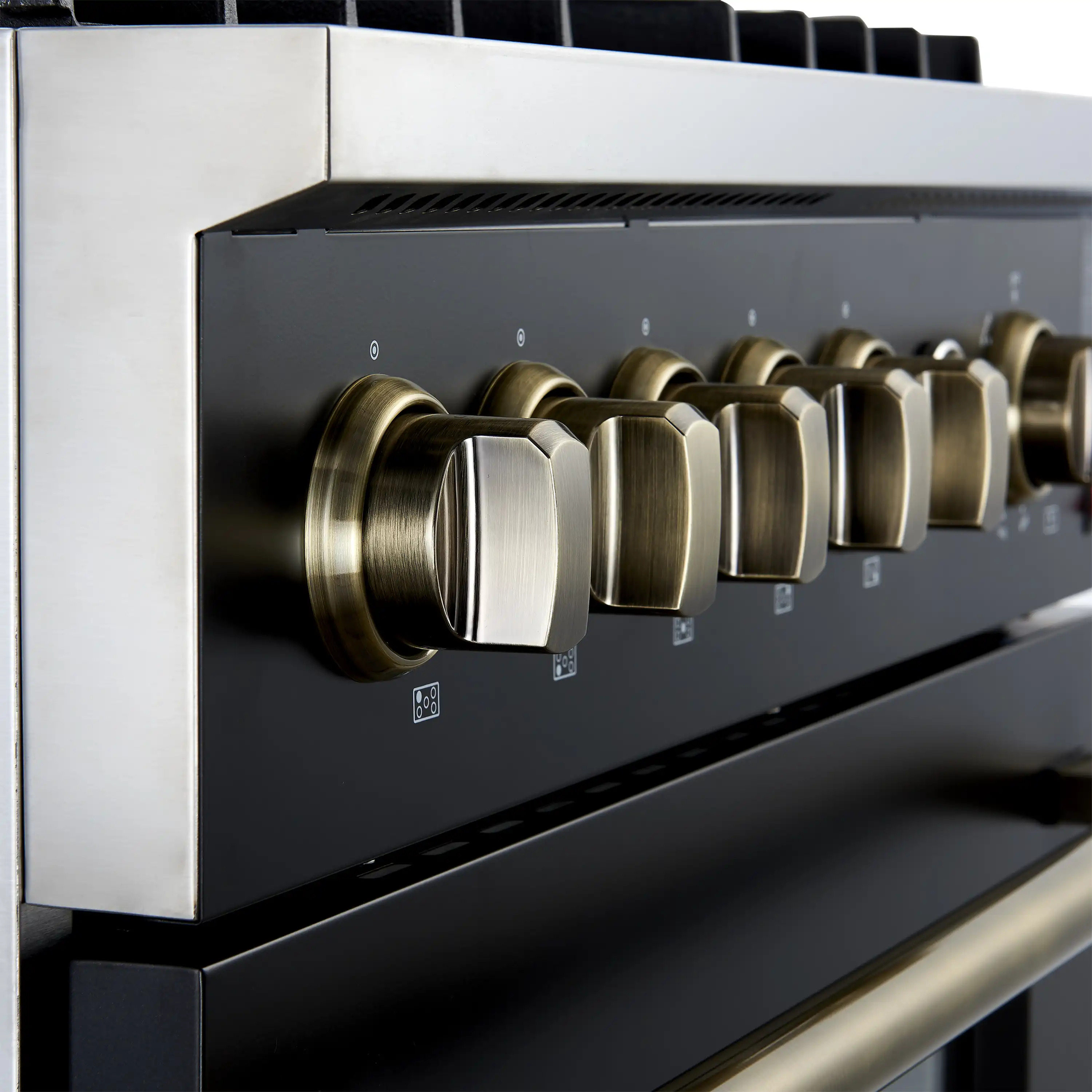 Forno Giovanni 30-Inch Gas Range with 5 Burners and 4.32 Cu.Ft. Convection Gas Oven with Temperature Gauge in Black with Antique Brass Trim (FFSGS6274-30BLK) - Image 9