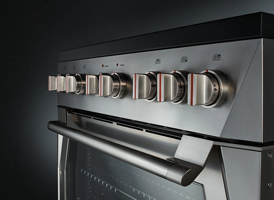 Forza 4-Piece Appliance Package - 36-Inch Gas Range, Pro-Style Range Hood, 24-Inch Dishwasher and Refrigerator in Stainless Steel - Image 9