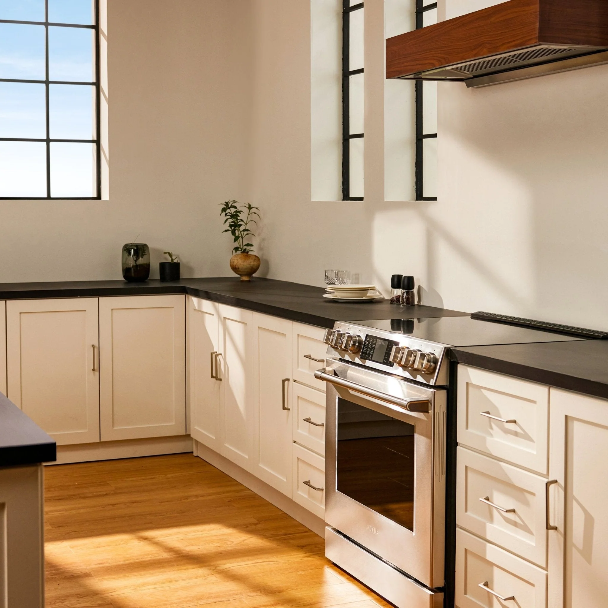 Fotile FreshBake™ 30-Inch Slide-In Electric Range in Stainless Steel (RES30552) - Image 22
