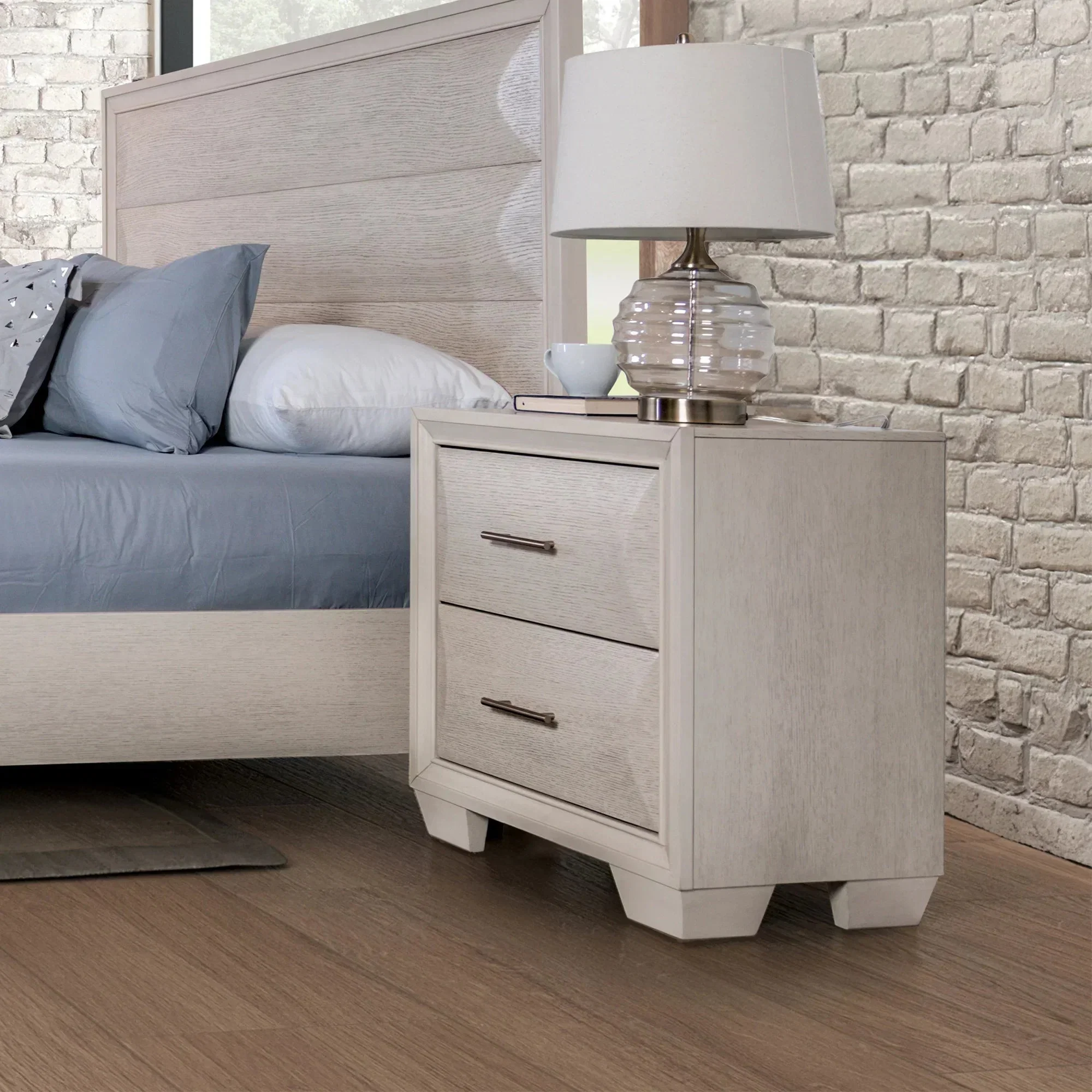 Parrot Uncle Hinwitz Transitional Solid Wood 2-Drawer Nightstand - Image 4
