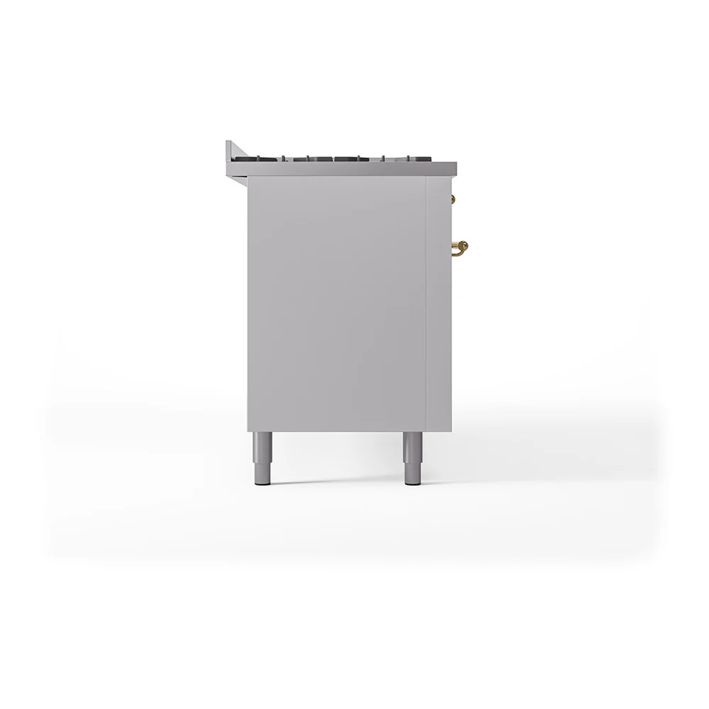 ILVE 60-Inch Nostalgie II Natural Gas Dual Fuel Range with 9 Burners, Griddle, and Solid Door Oven in White with Brass Trim (UP60FQNMPWHG) - Image 4