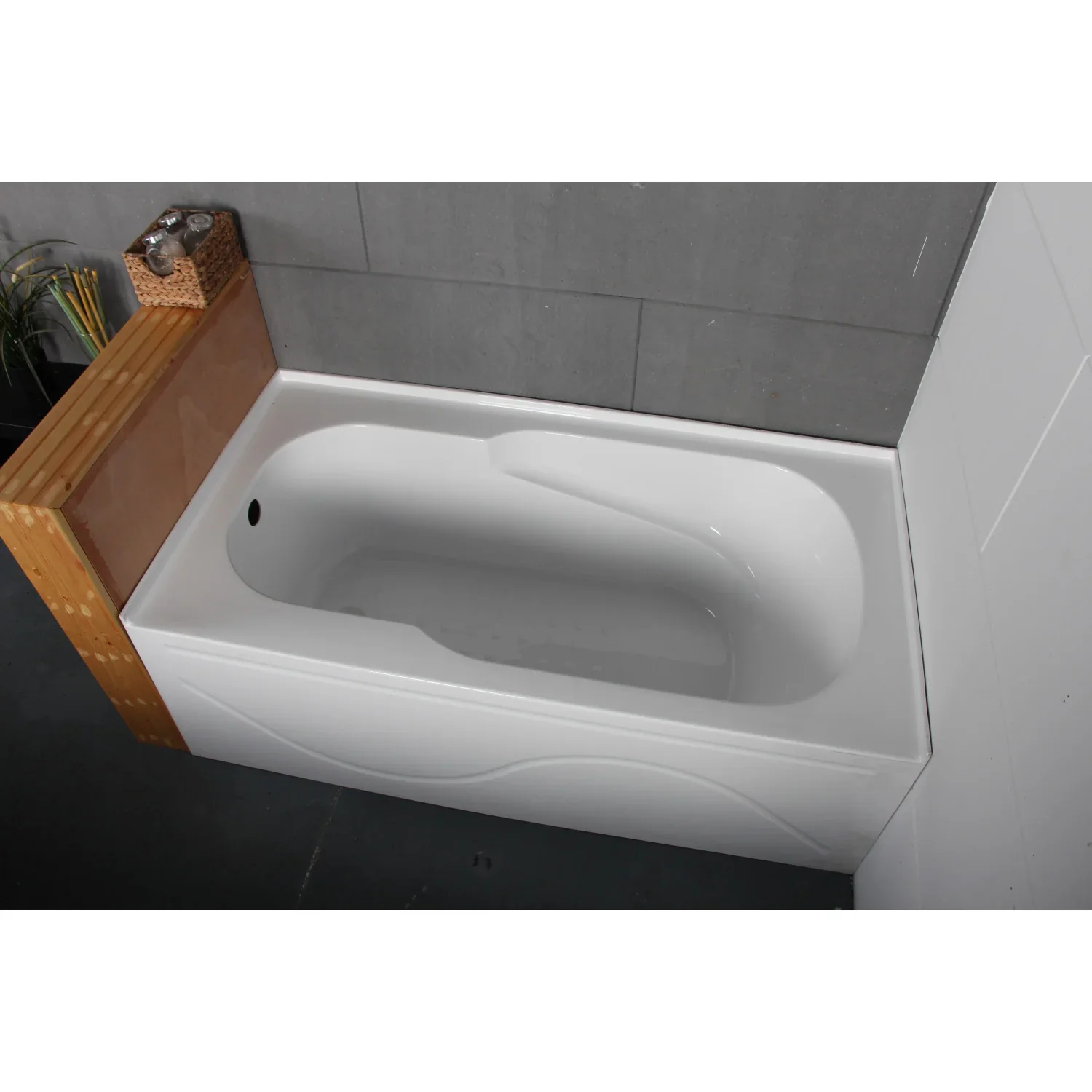 Kingston Brass Aqua Eden 60" Acrylic Rectangular 3-Wall Alcove Tub with Anti Skid and Left Hand Drain Hole, Glossy White (VTAP603216L) - Image 8