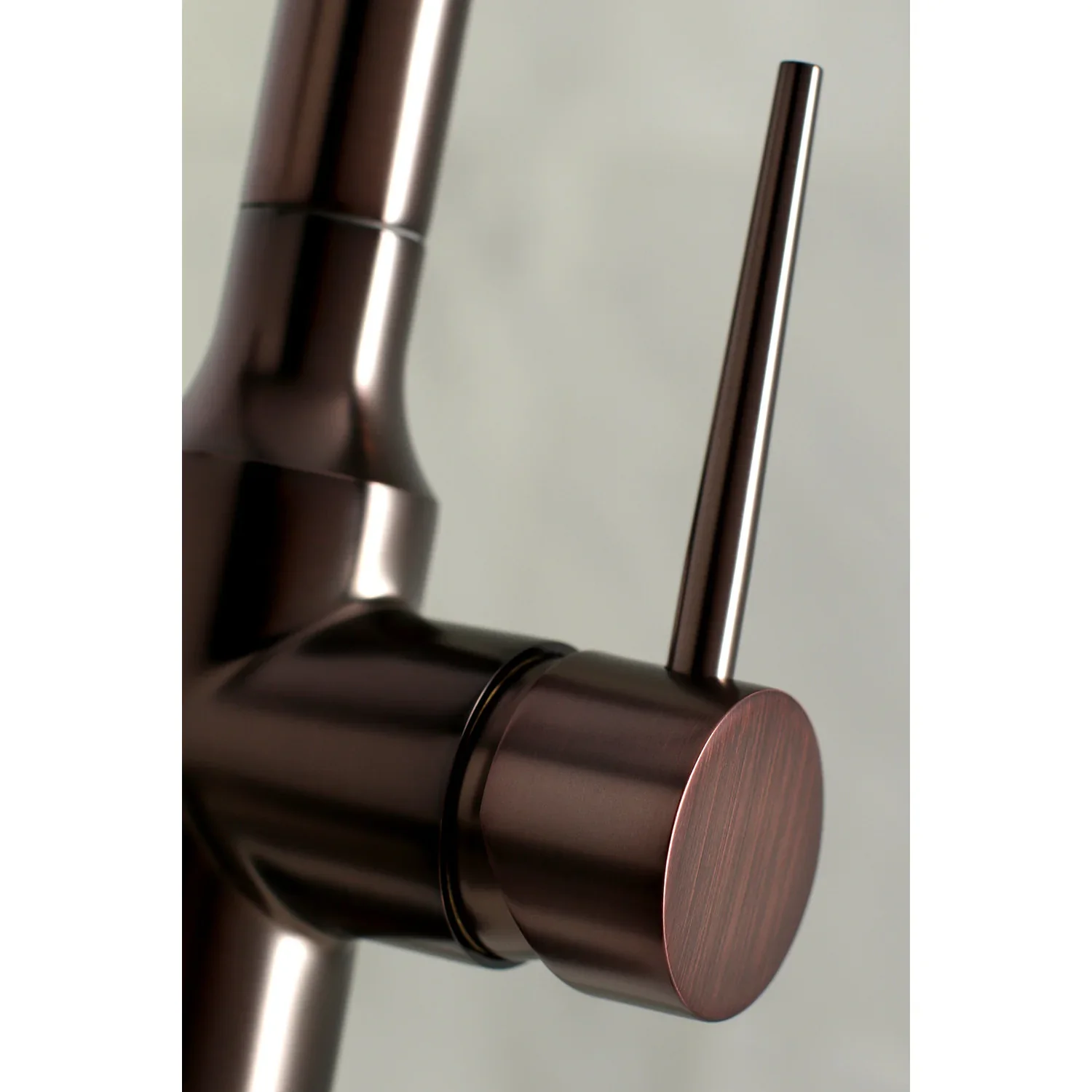 Kingston Brass Gourmetier New York Single-Handle Pull-Down Kitchen Faucet, Oil Rubbed Bronze (LS2725NYL) - Image 6