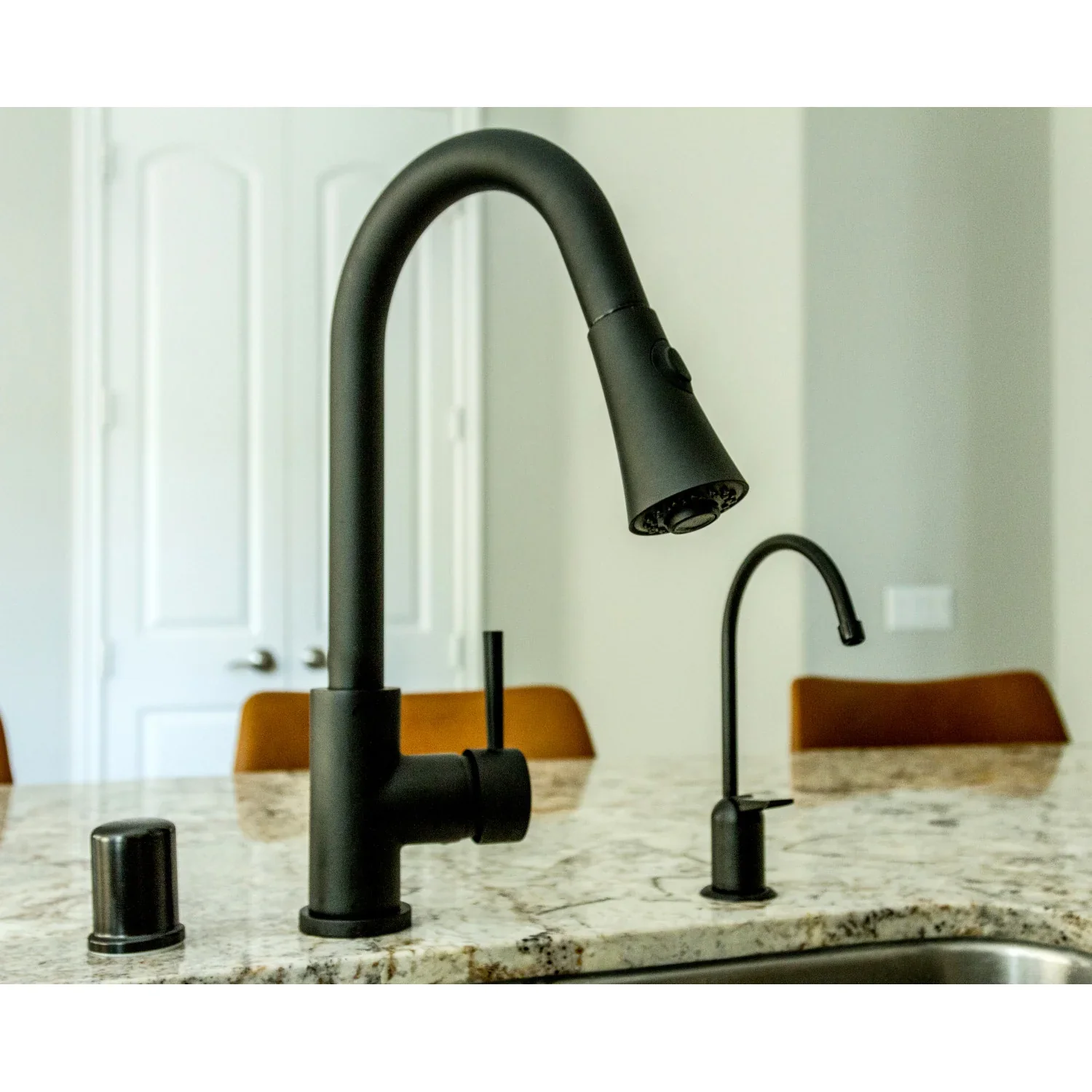 Kingston Brass Gourmetier Concord Single-Handle Pull-Down Kitchen Faucet, Matte Black (LS8720DL) - Image 7