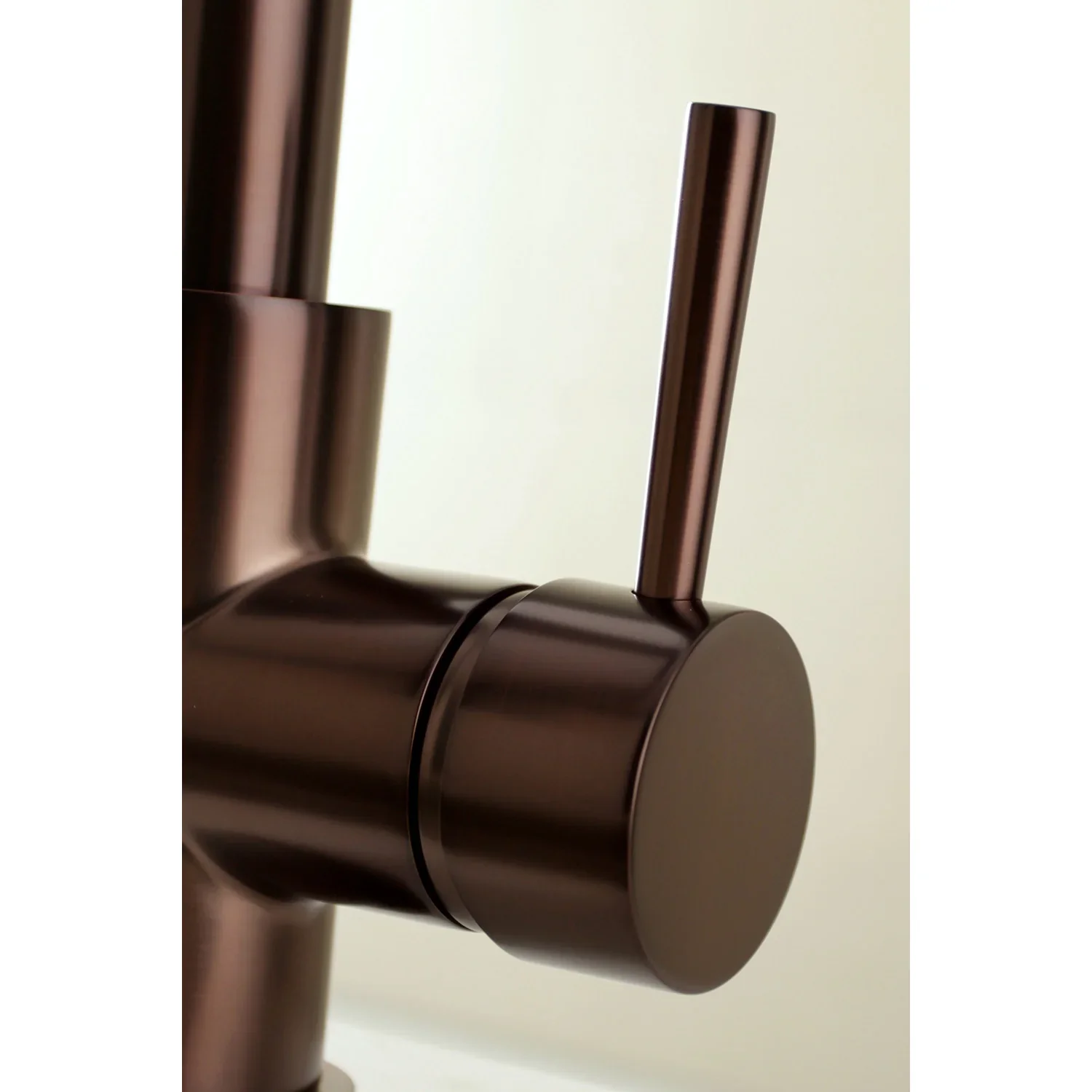 Kingston Brass Gourmetier Concord Single-Handle Pull-Down Kitchen Faucet, Oil Rubbed Bronze (LS8725DL) - Image 5
