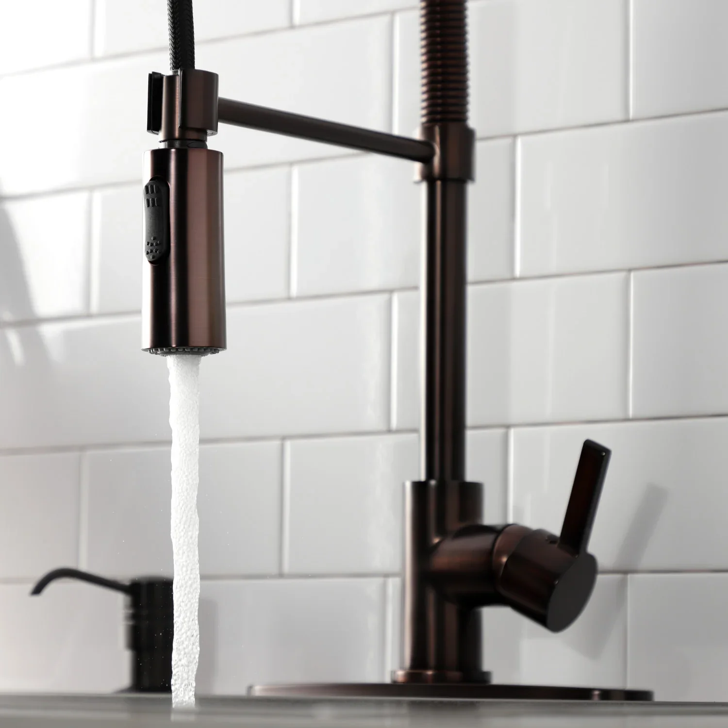 Kingston Brass Gourmetier Continental Single-Handle Deck-Mount Pre-Rinse Kitchen Faucet, Oil Rubbed Bronze (LS8775CTL) - Image 4
