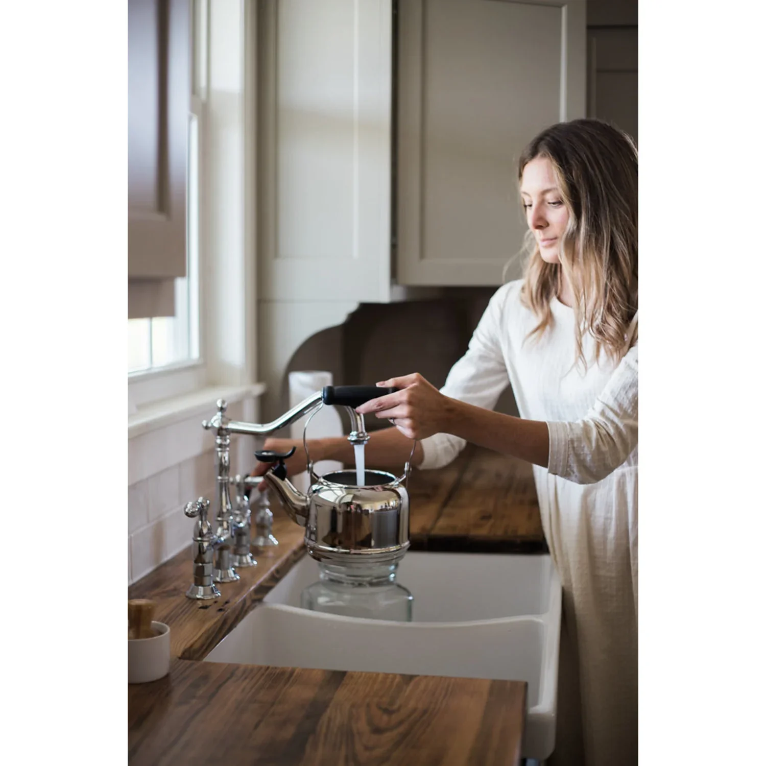 Kingston Brass Heritage Bridge Kitchen Faucet with Brass Side Sprayer, Polished Chrome (KS1271ALBS) - Image 3
