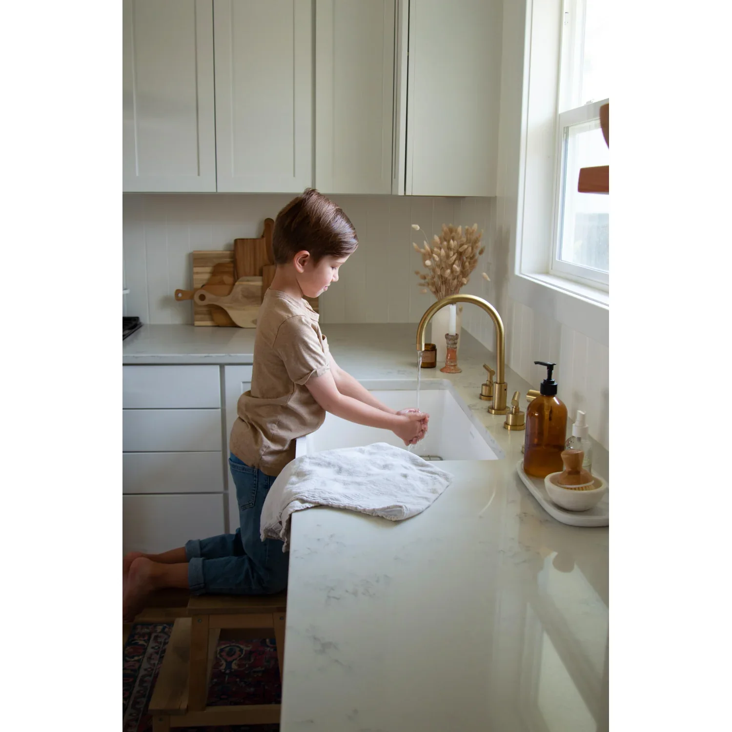Kingston Brass Manhattan Double-Handle Widespread Kitchen Faucet with Brass Sprayer, Brushed Brass (KS8727CMLBS) - Image 6