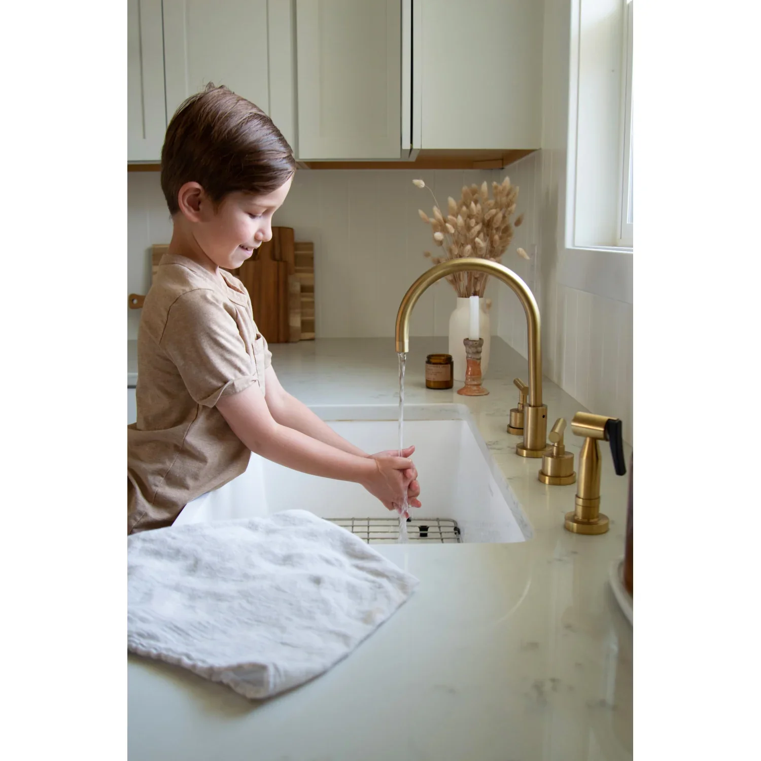 Kingston Brass Manhattan Double-Handle Widespread Kitchen Faucet with Brass Sprayer, Brushed Brass (KS8727CMLBS) - Image 7