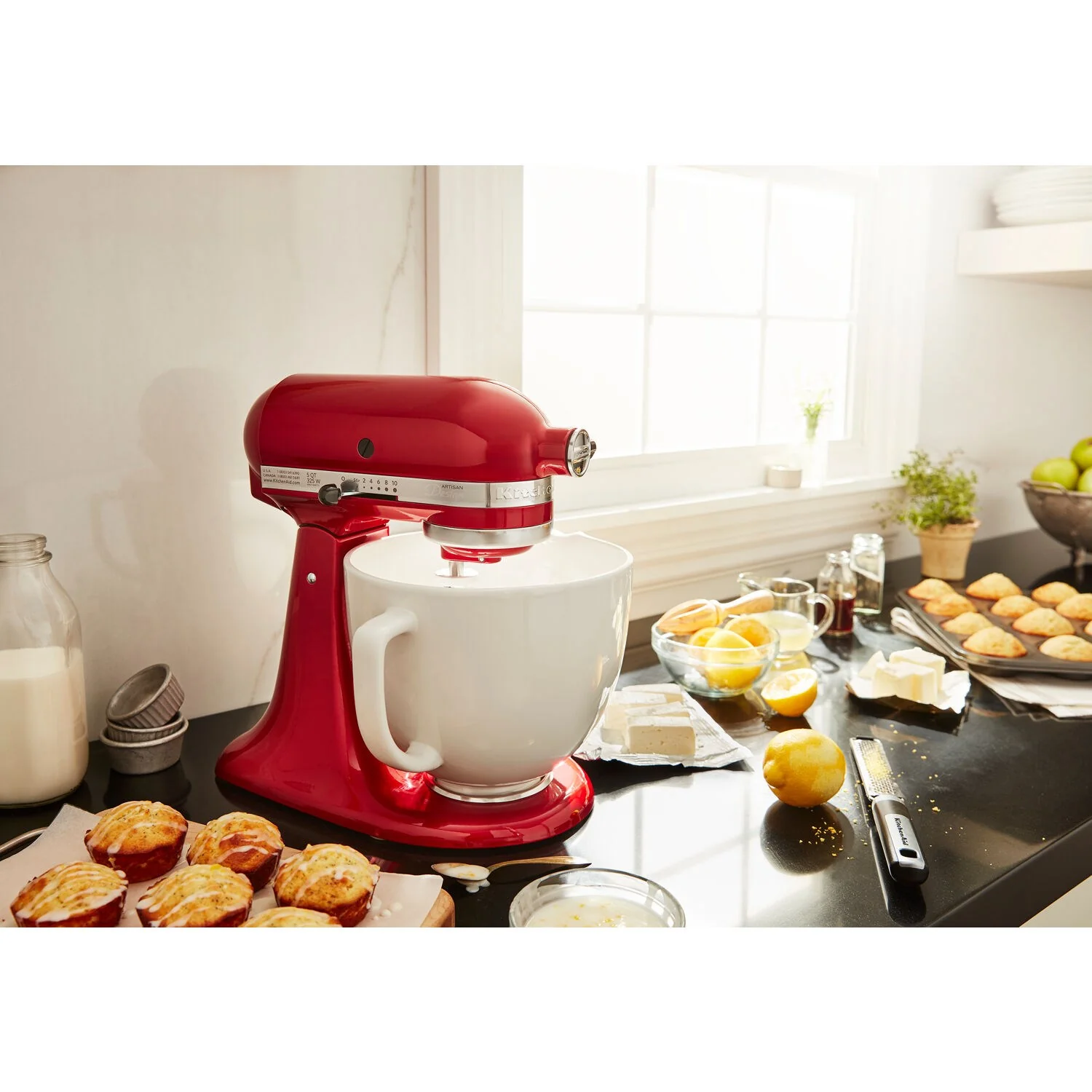 KitchenAid 5-Quart Ceramic Bowl in White Chocolate (KSM2CB5LW) - Image 4