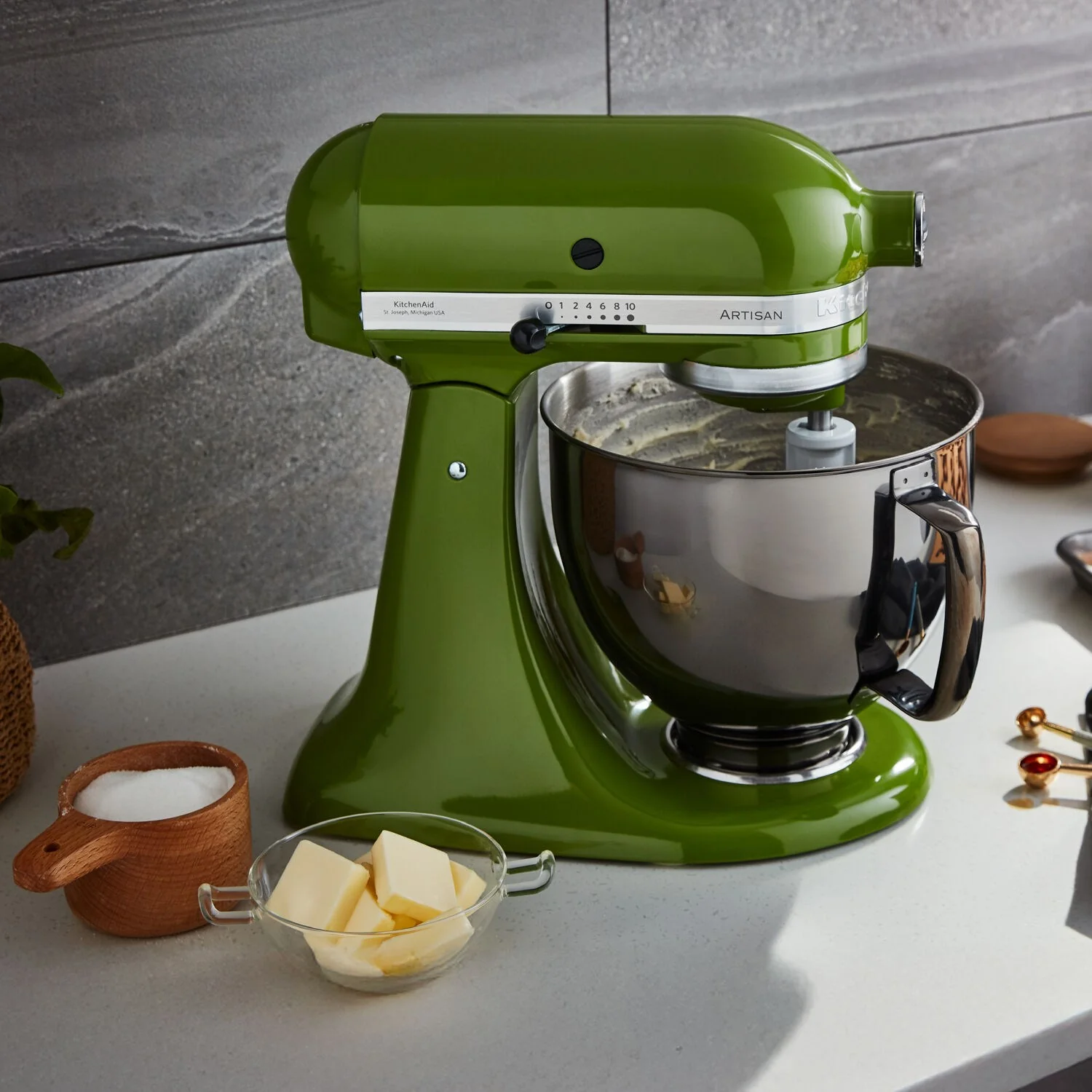 KitchenAid Artisan 5-Quart Tilt-Head Stand Mixer in Matcha (KSM150PSMA) - Image 5
