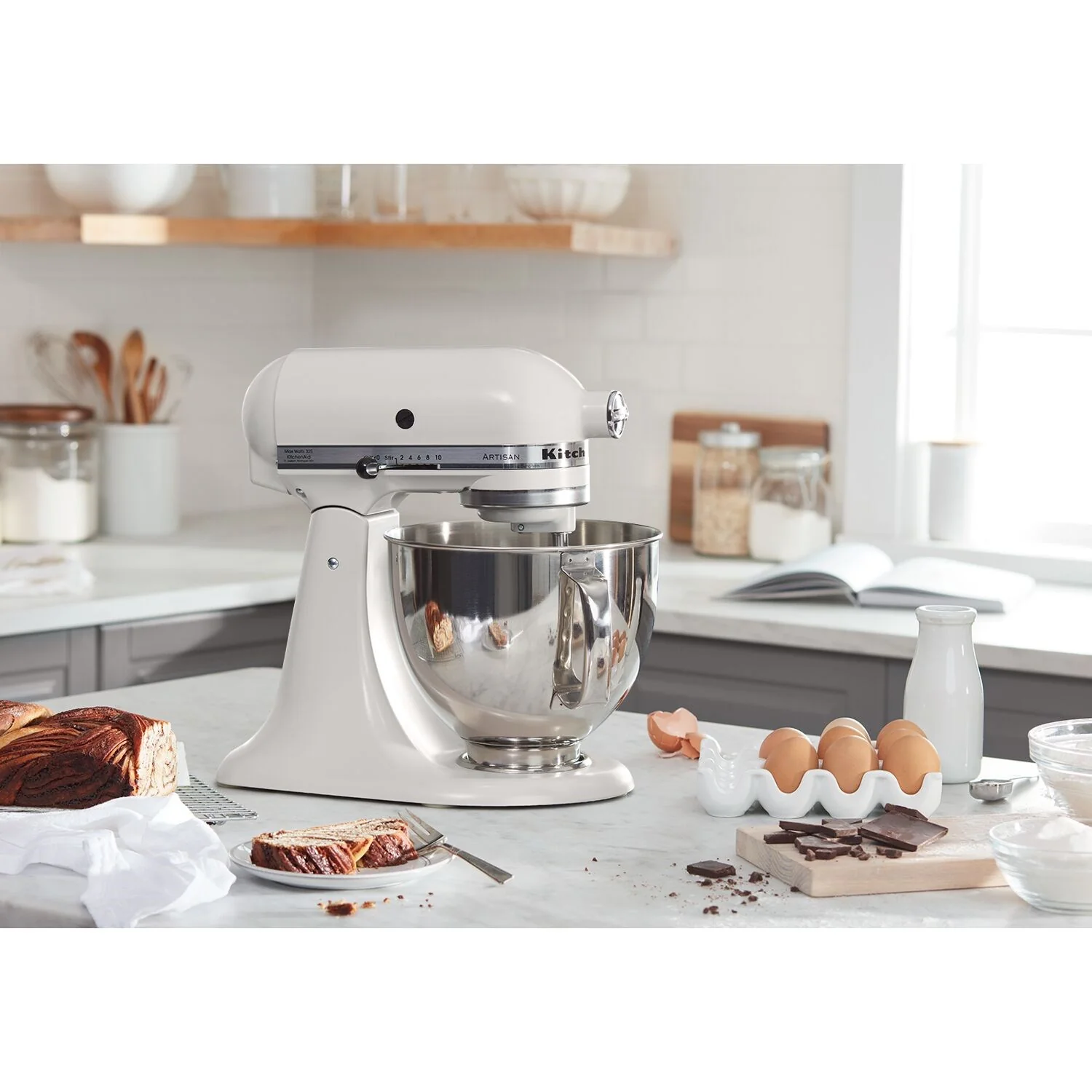 KitchenAid Artisan 5-Quart Tilt-Head Stand Mixer in Milkshake (KSM150PSMH) - Image 3