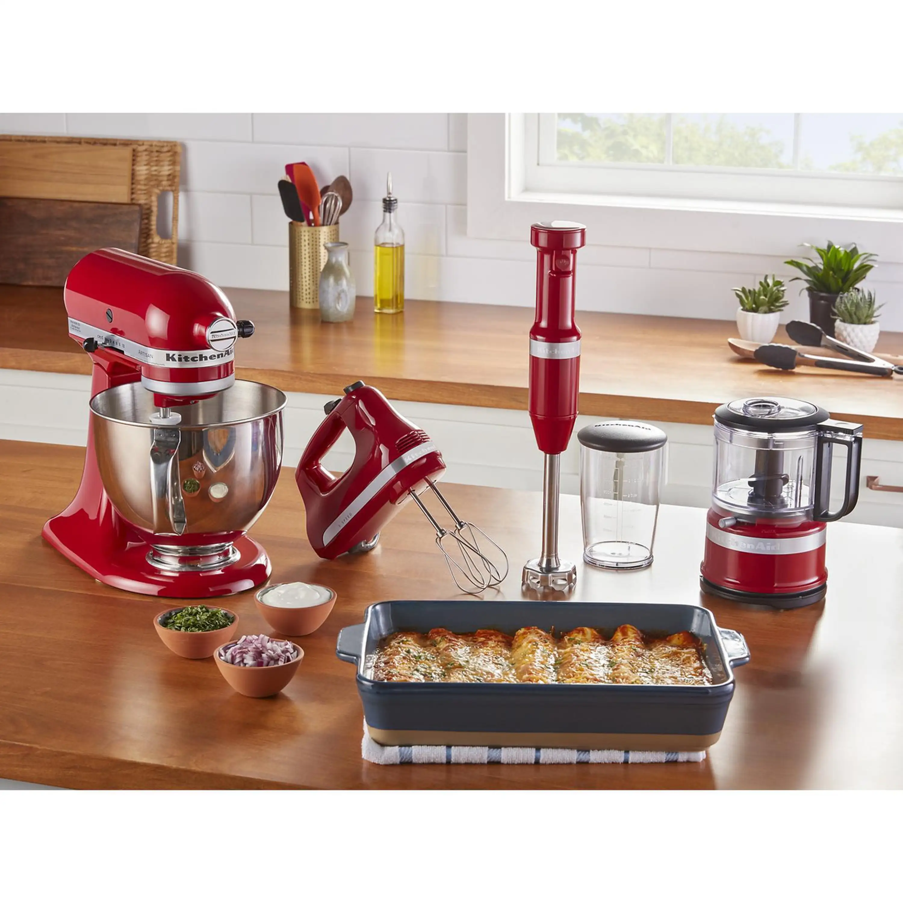 KitchenAid 5-Speed Ultra Power Hand Mixer in Empire Red (KHM512ER) - Image 3