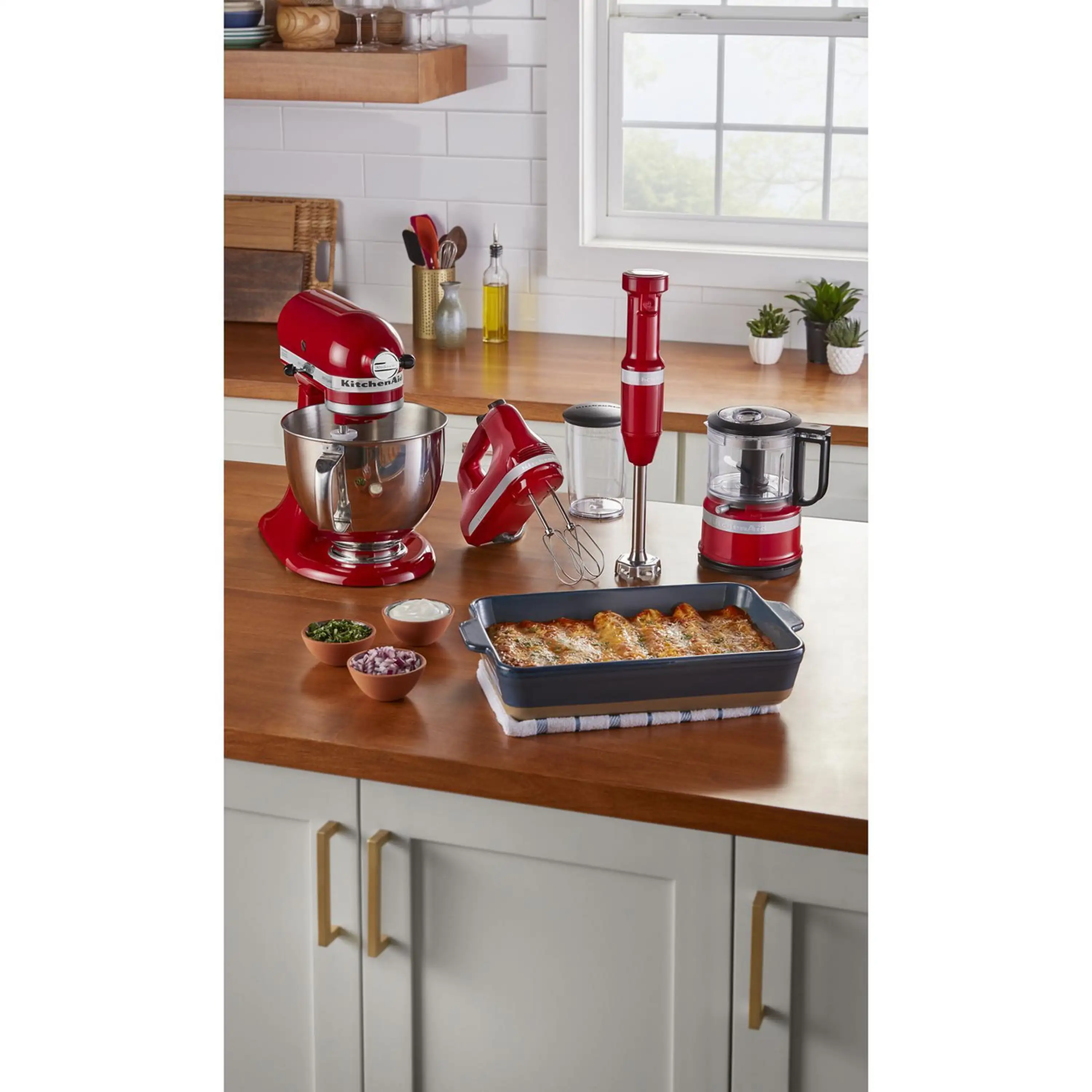 KitchenAid 5-Speed Ultra Power Hand Mixer in Empire Red (KHM512ER) - Image 4