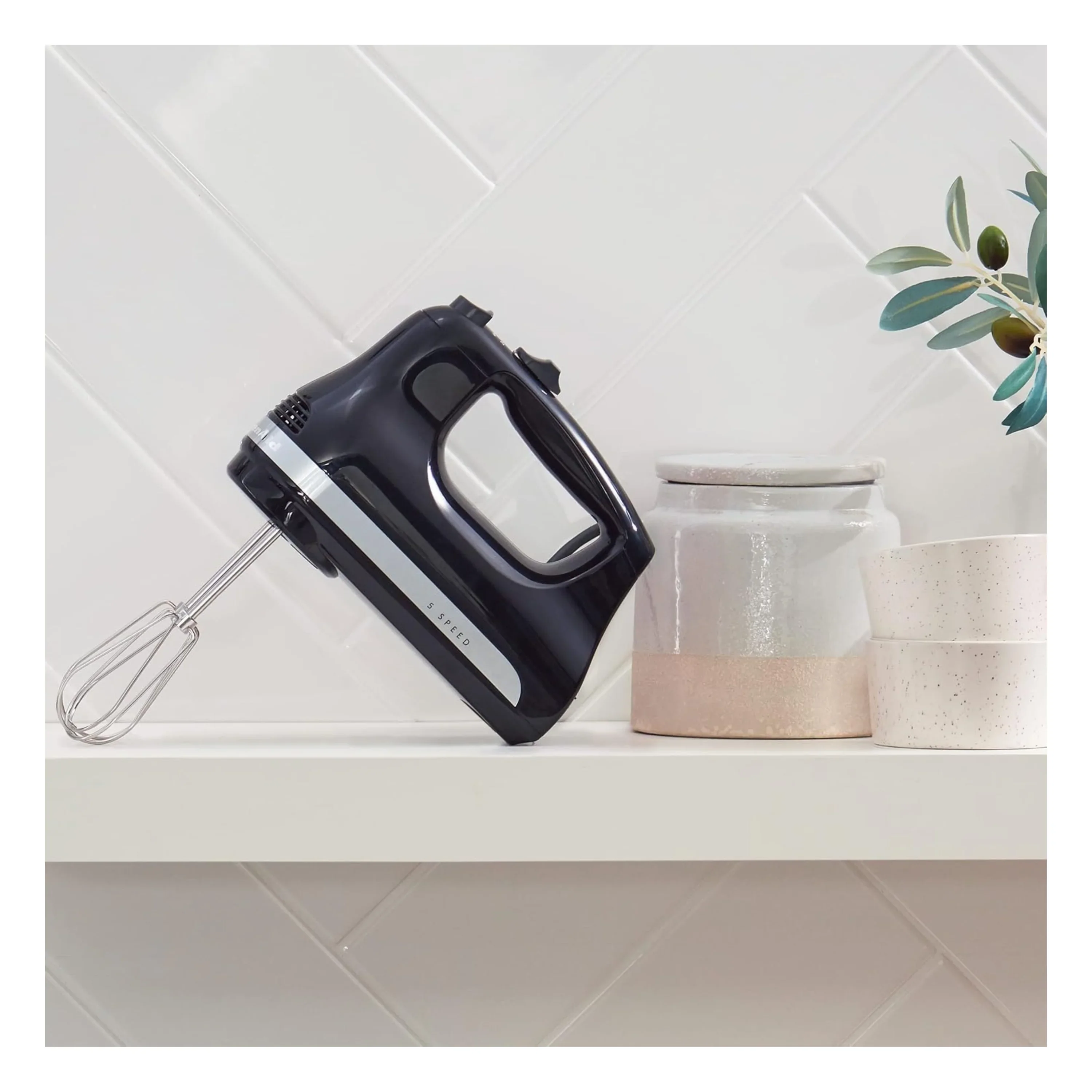 KitchenAid 5-Speed Ultra Power Hand Mixer in Onyx Black (KHM512OB) - Image 2