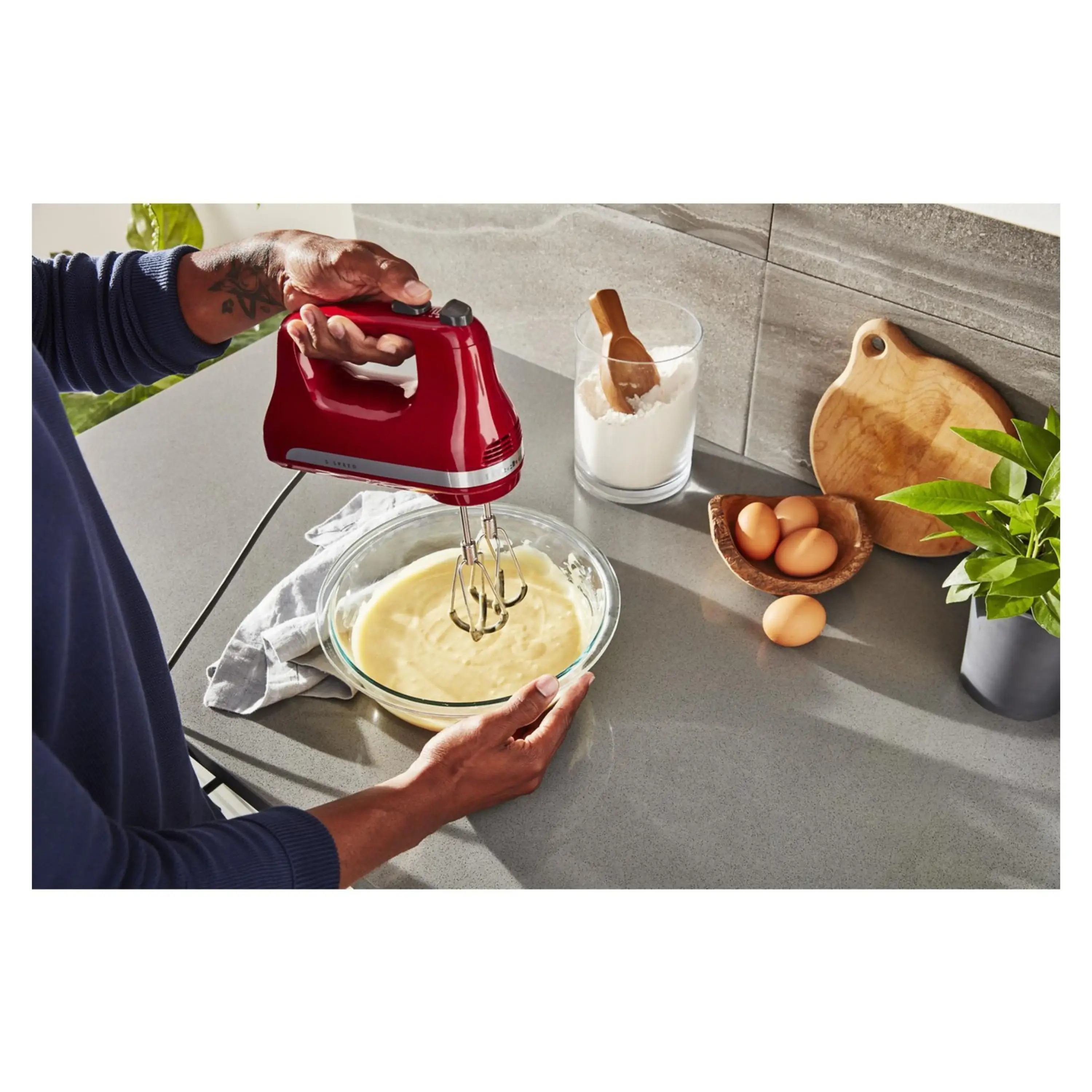 KitchenAid 6-Speed Ultra Power Hand Mixer with Flex Edge Beaters in Empire Red (KHM6118ER) - Image 3