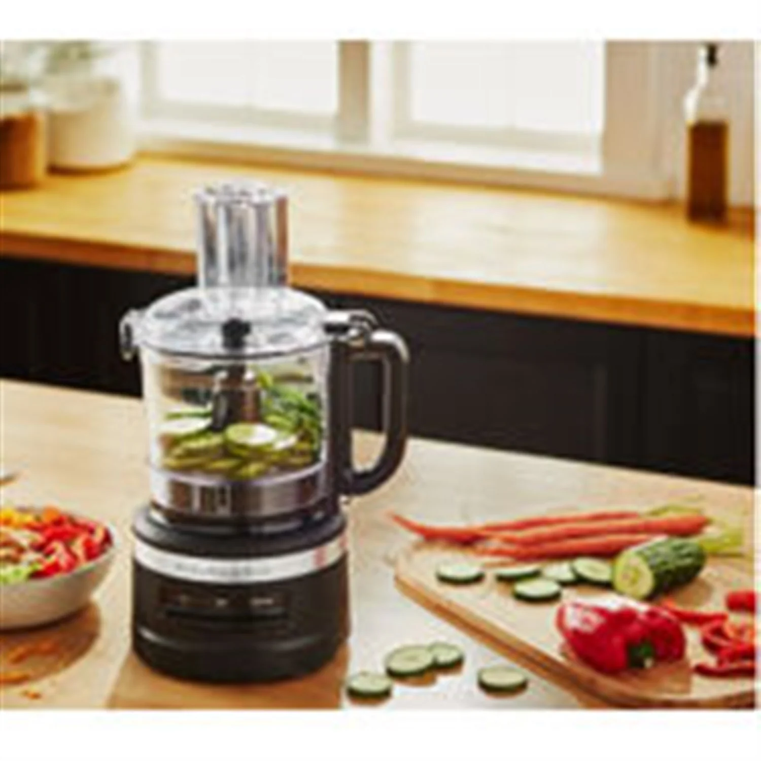 KitchenAid 7-Cup Food Processor with Slice-Shred Blade in White (KFP0718WH) - Image 2
