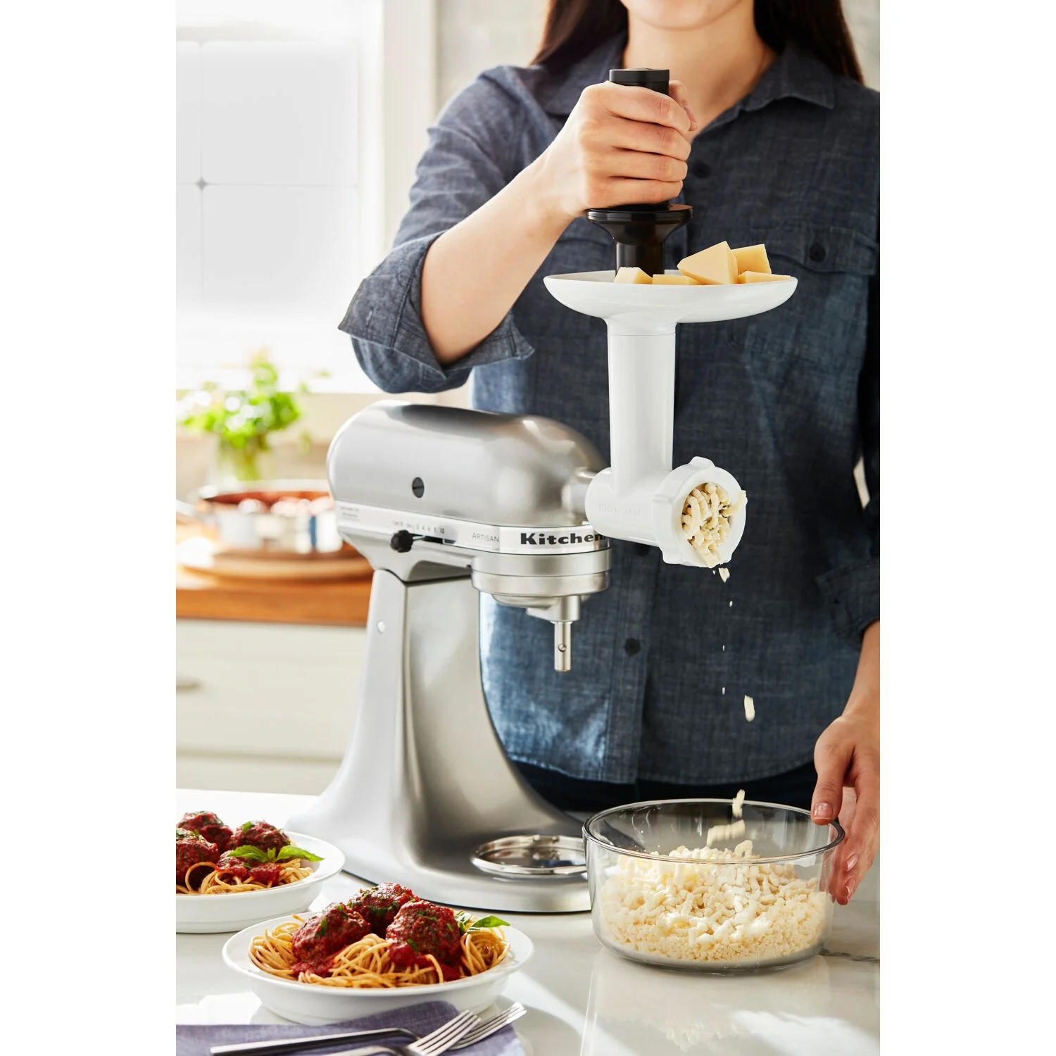KitchenAid Food Grinder Attachment for Stand Mixer with Pusher and Tray in White (KSMFGA) - Image 2