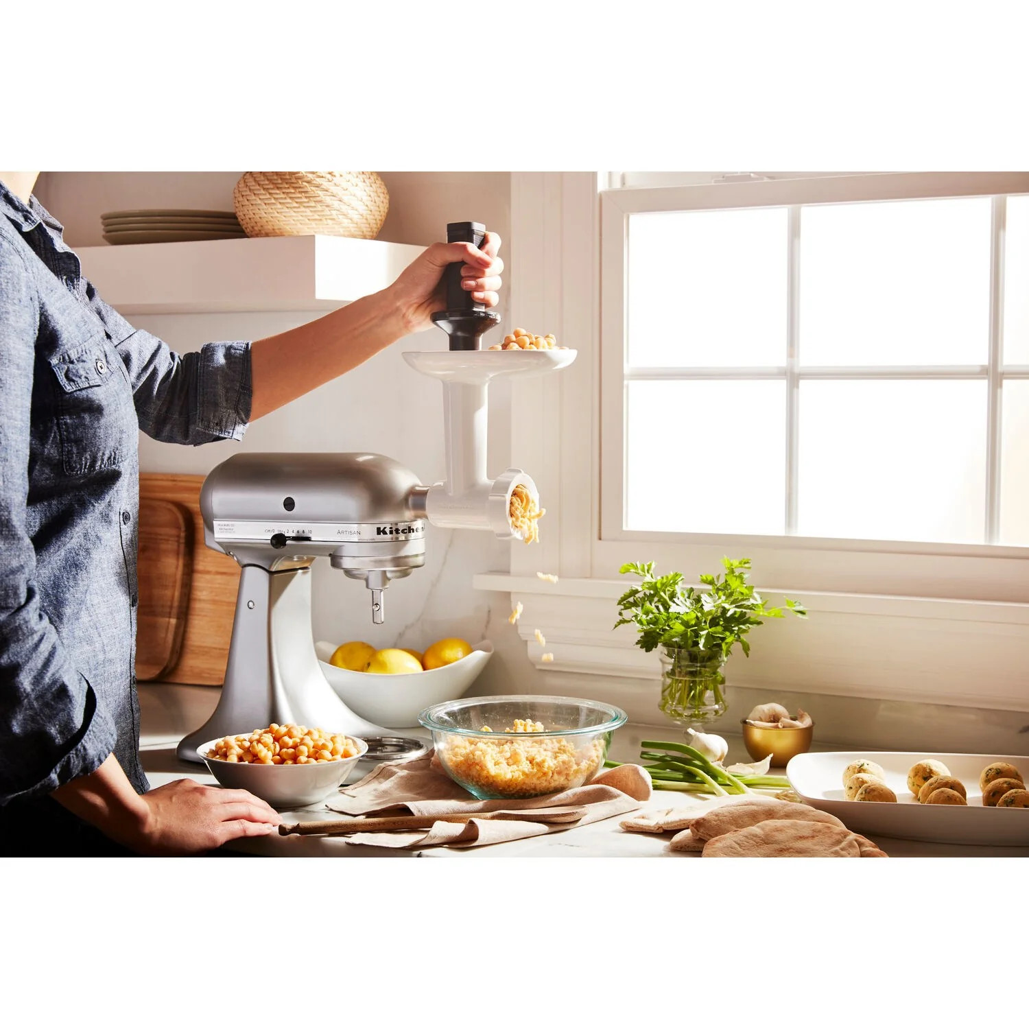 KitchenAid Food Grinder Attachment for Stand Mixer with Pusher and Tray in White (KSMFGA) - Image 8