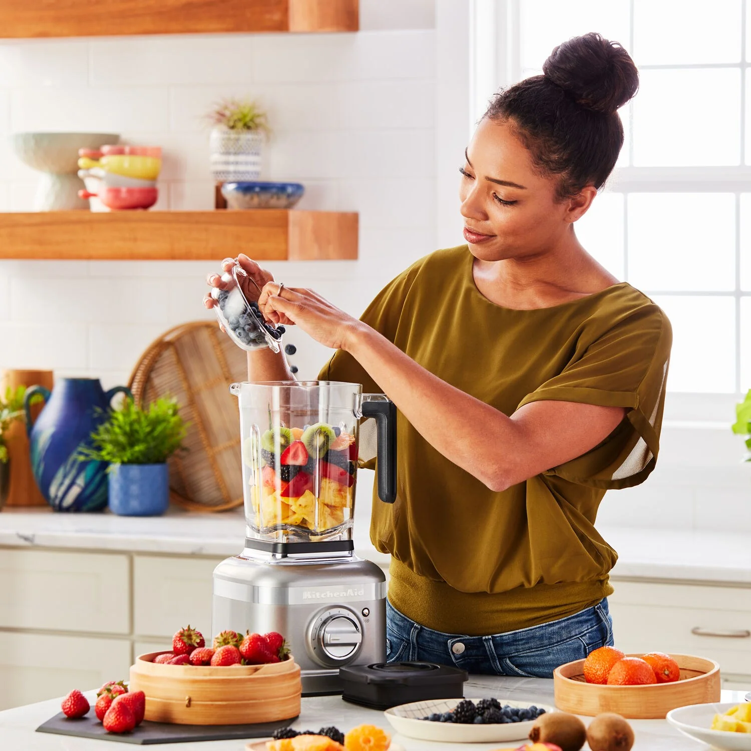 KitchenAid K400 Blender 1.5HP, 56oz. BPA free Jar in Contour Silver (KSB4028CU) - Image 2