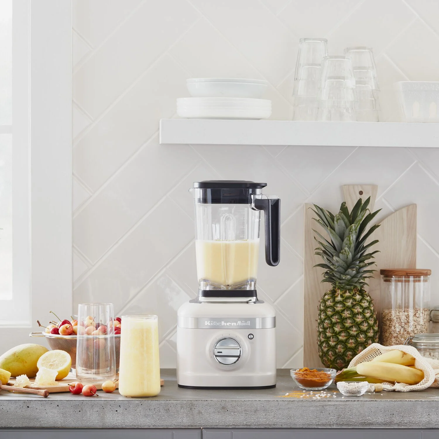 KitchenAid K400 Blender 1.5HP, 56oz. BPA free Jar in Matte Milkshake (KSB4028MH) - Image 2