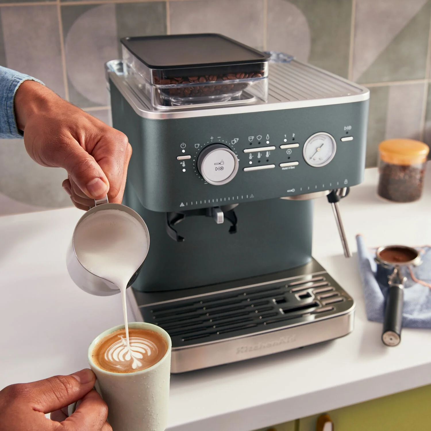 KitchenAid Semi-Automatic Espresso Machine with Burr Grinder in Juniper - 15 Bar Pump (KES6551JP) - Image 4